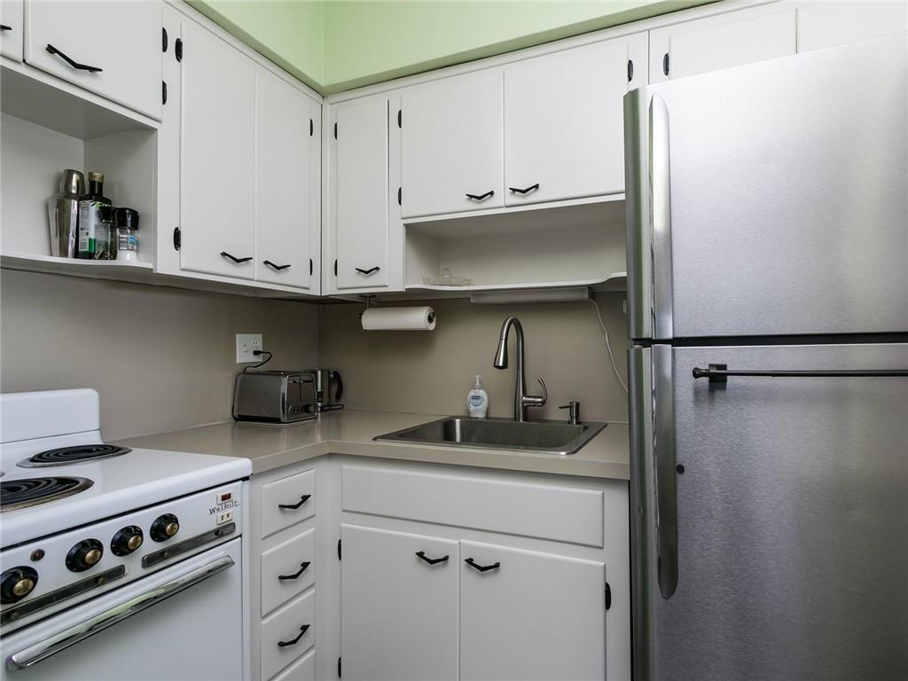 DIPLOMAT GARDEN COOP - Residential
