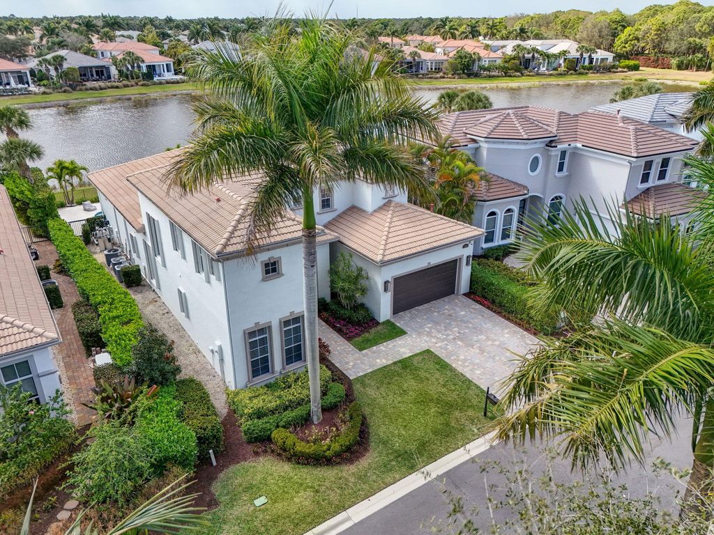 Photo of 119 Dalena Way, Palm Beach Gardens, FL 33418 (MLS # R11169858)