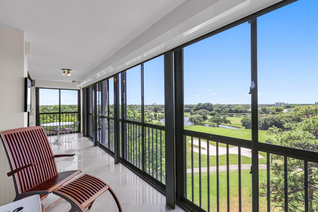 Photo of 20100 Boca West Drive #178, Boca Raton, FL 33434 (MLS # R10979151)