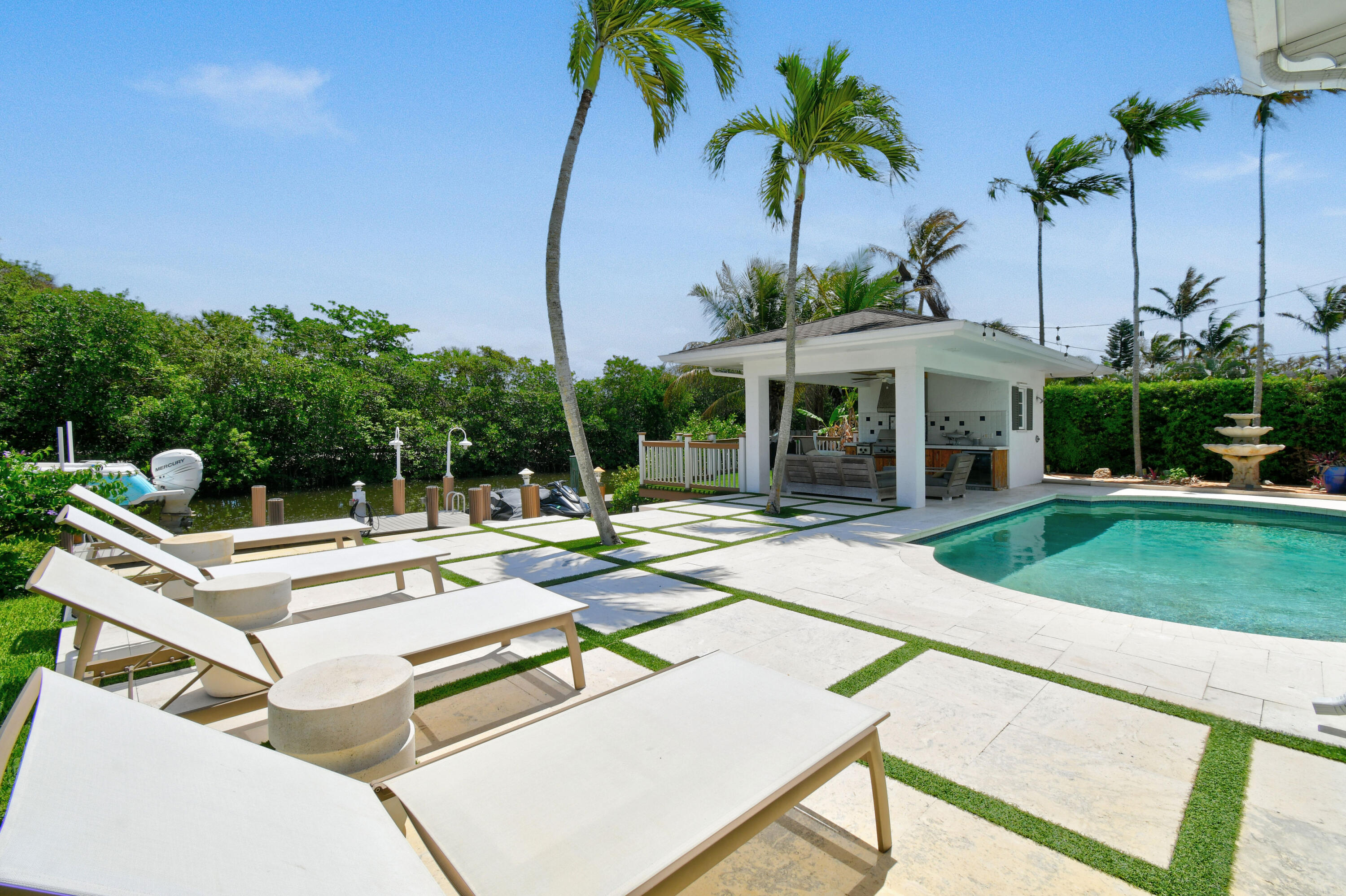 RIVERSIDE - Residential