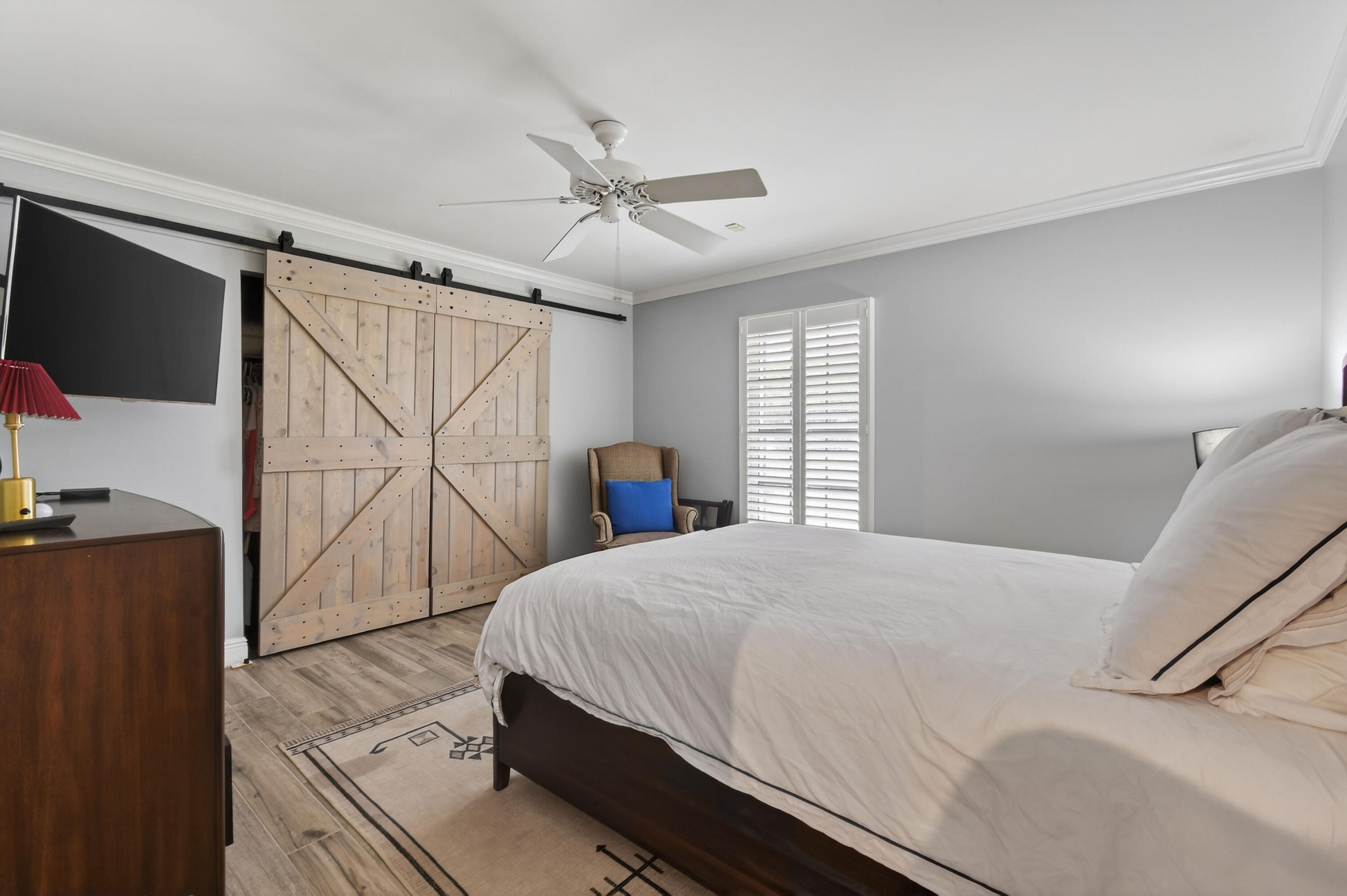 RIVERSIDE - Residential