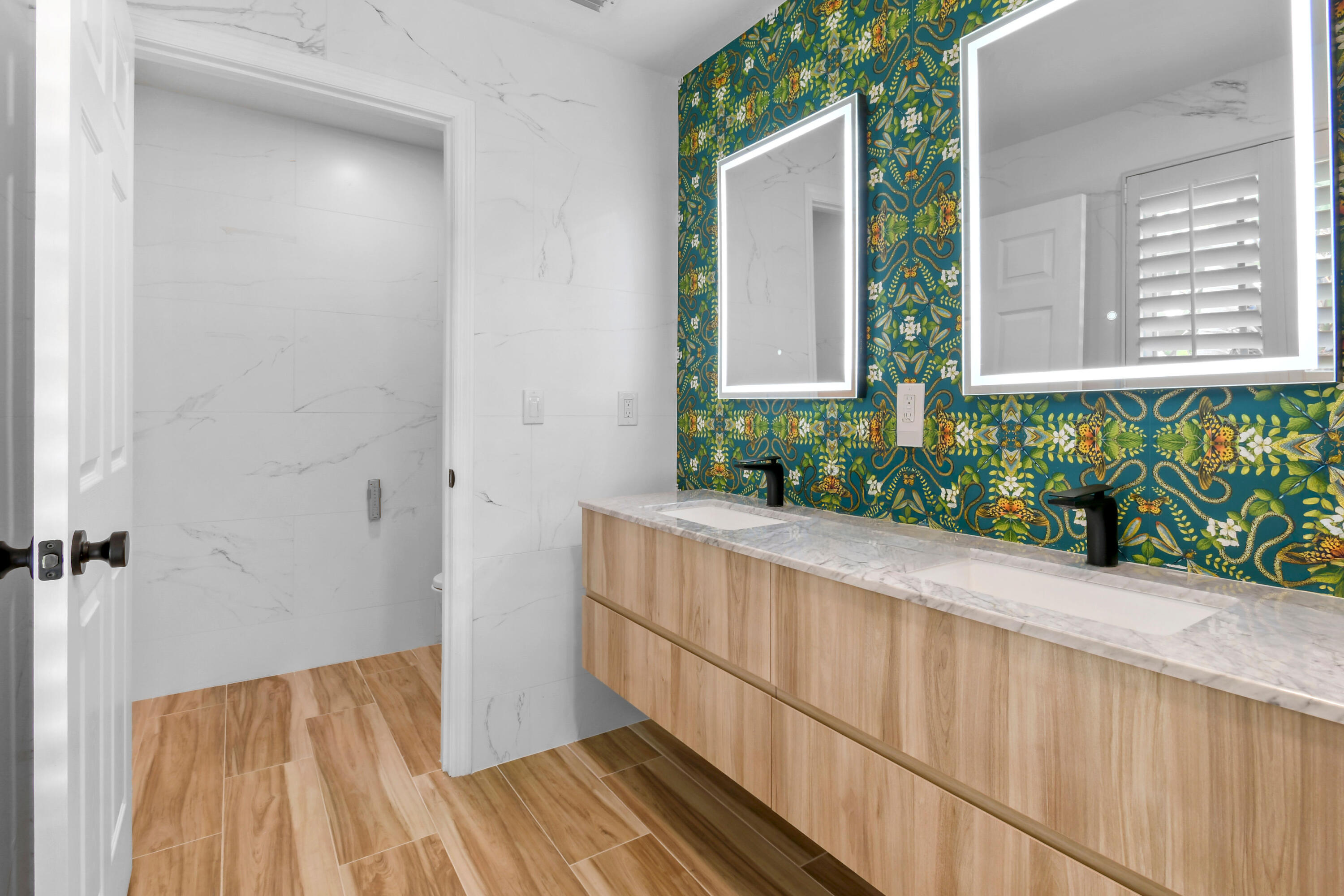 RIVERSIDE - Residential