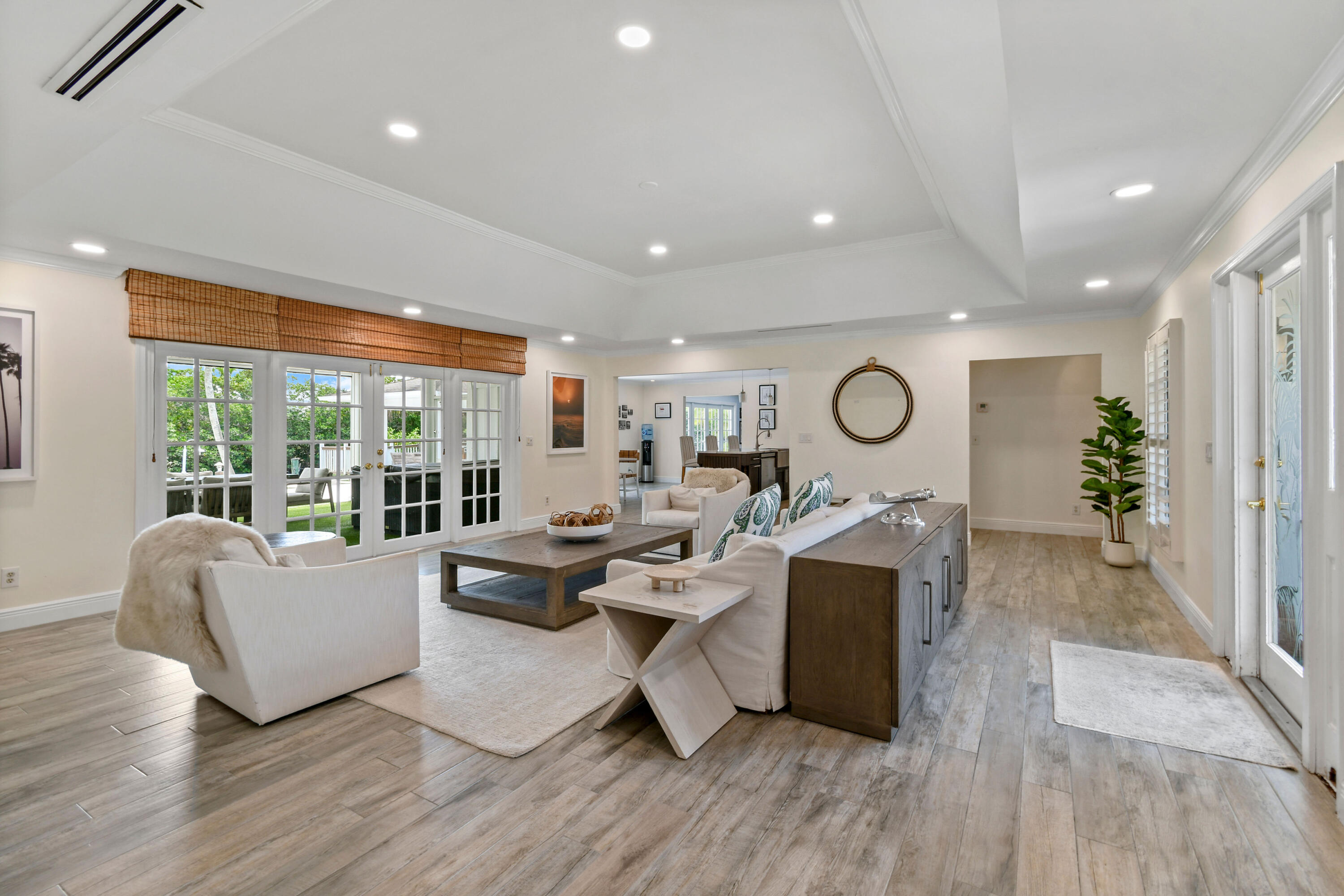 RIVERSIDE - Residential