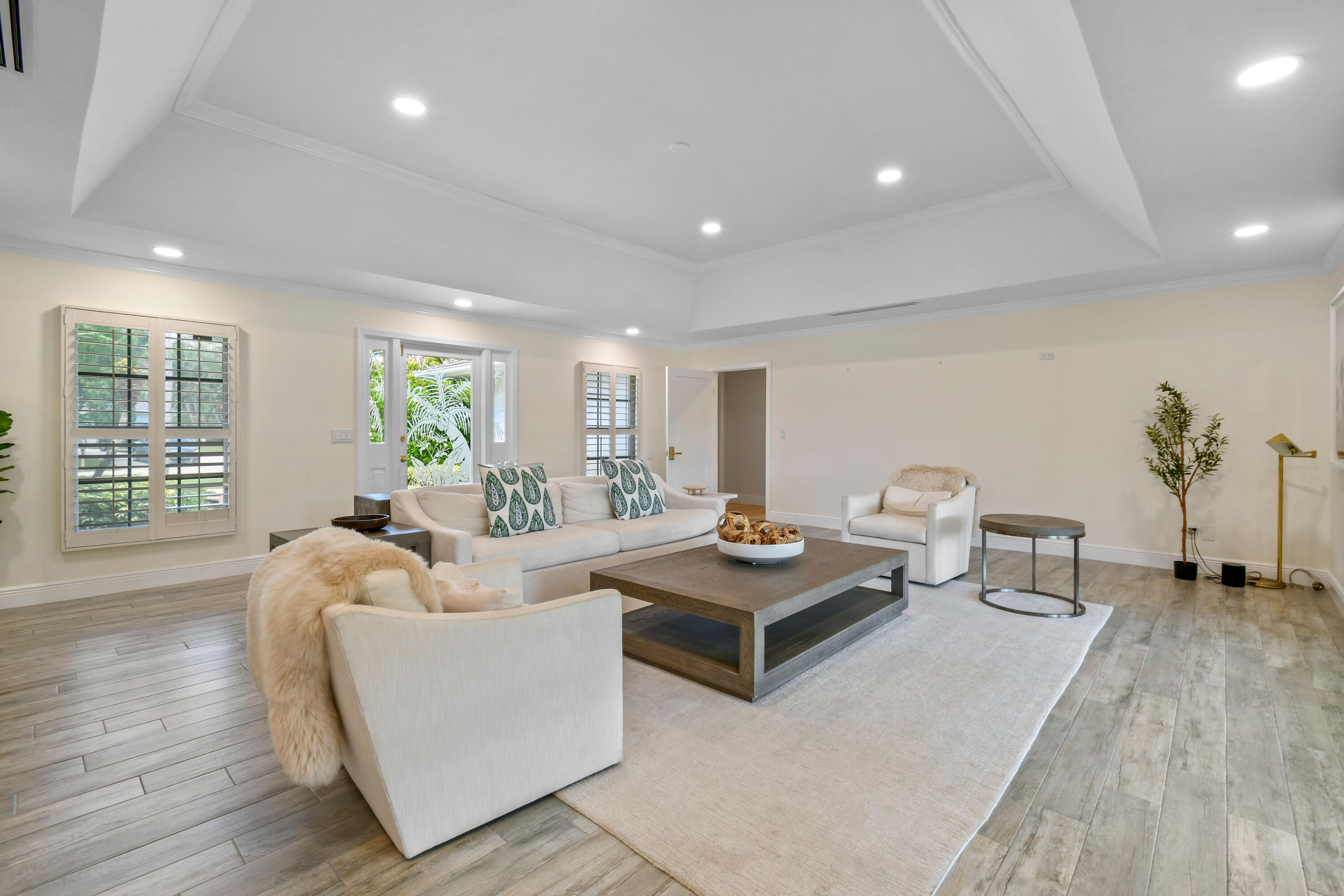 RIVERSIDE - Residential