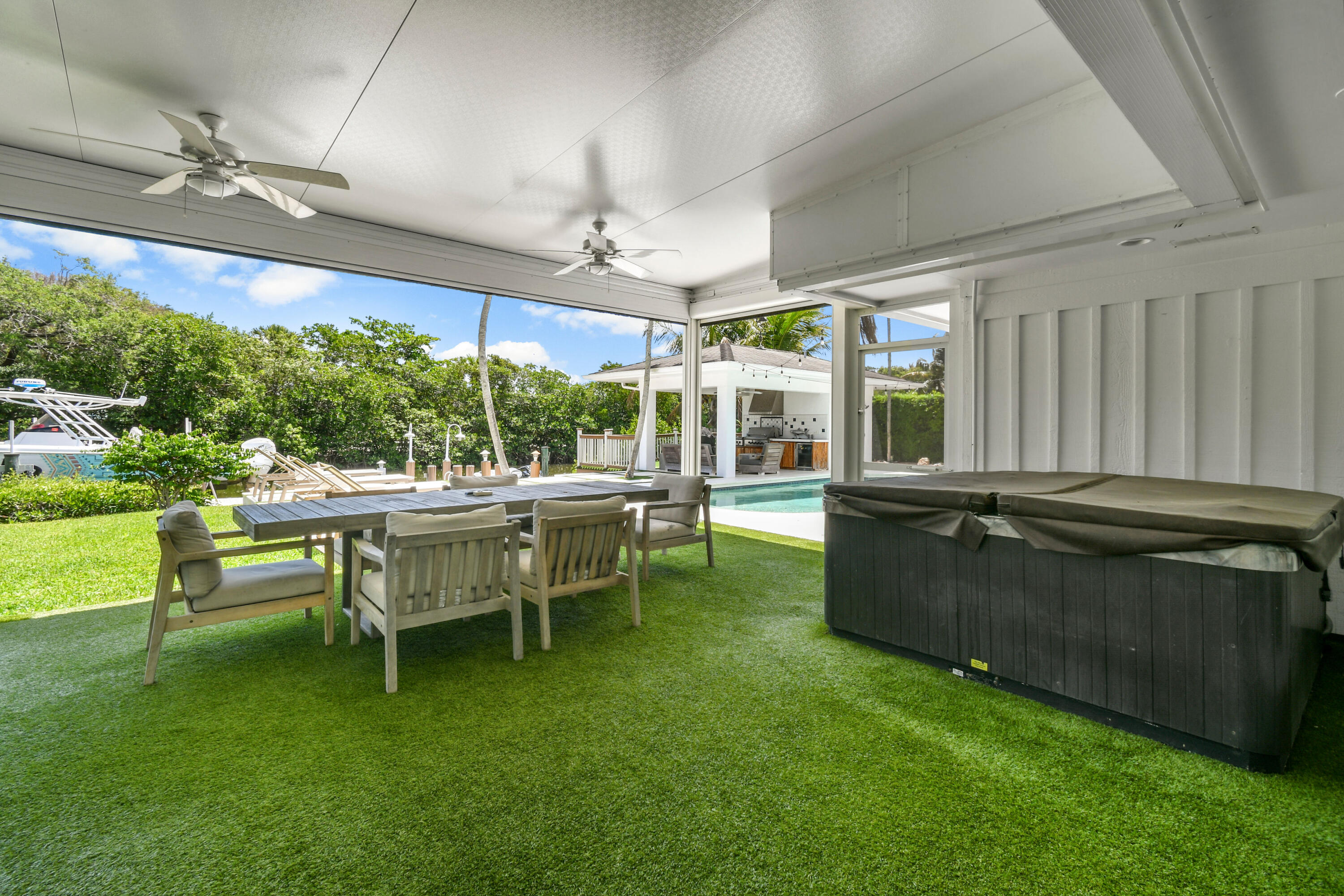 RIVERSIDE - Residential