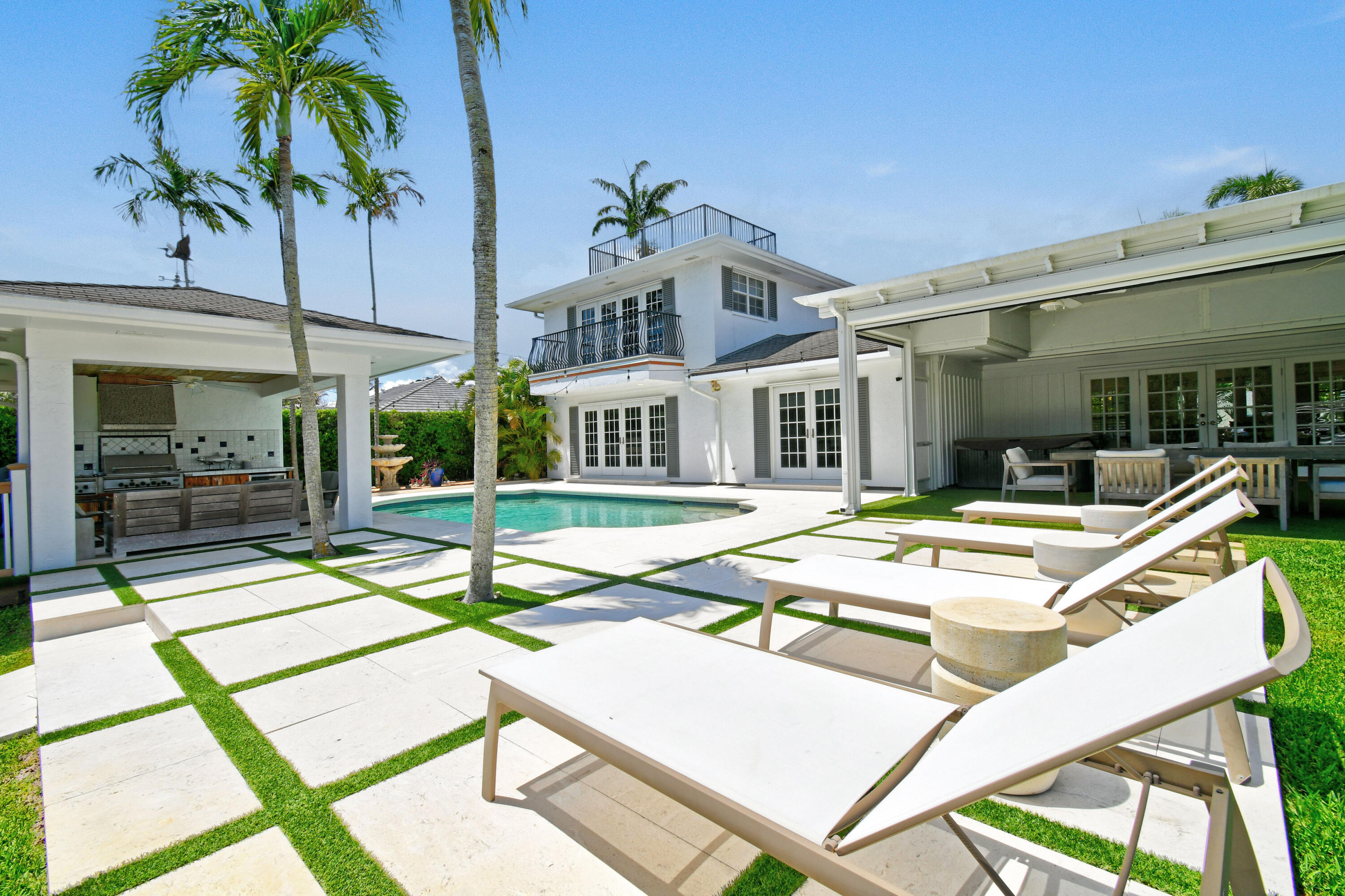 RIVERSIDE - Residential