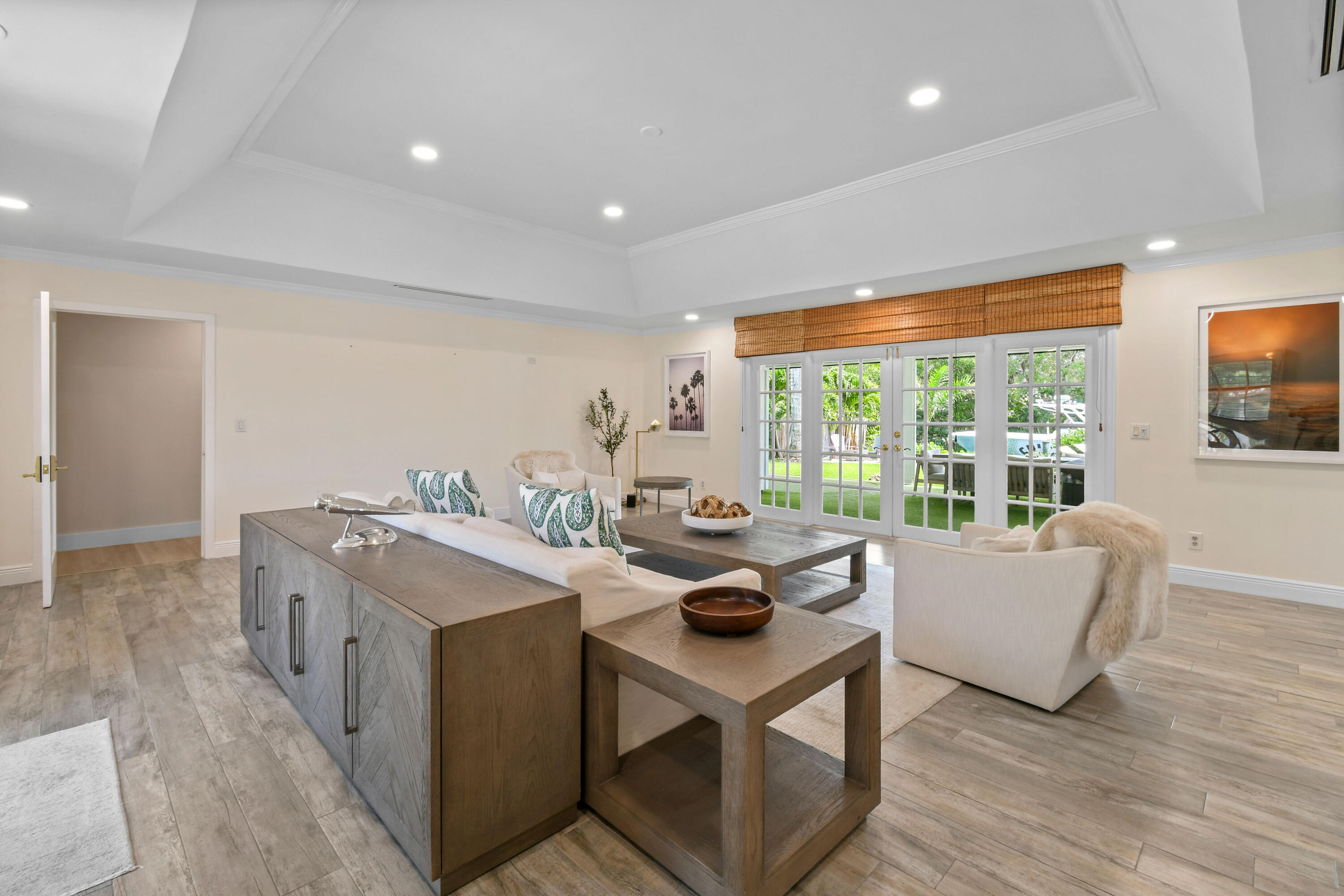 RIVERSIDE - Residential