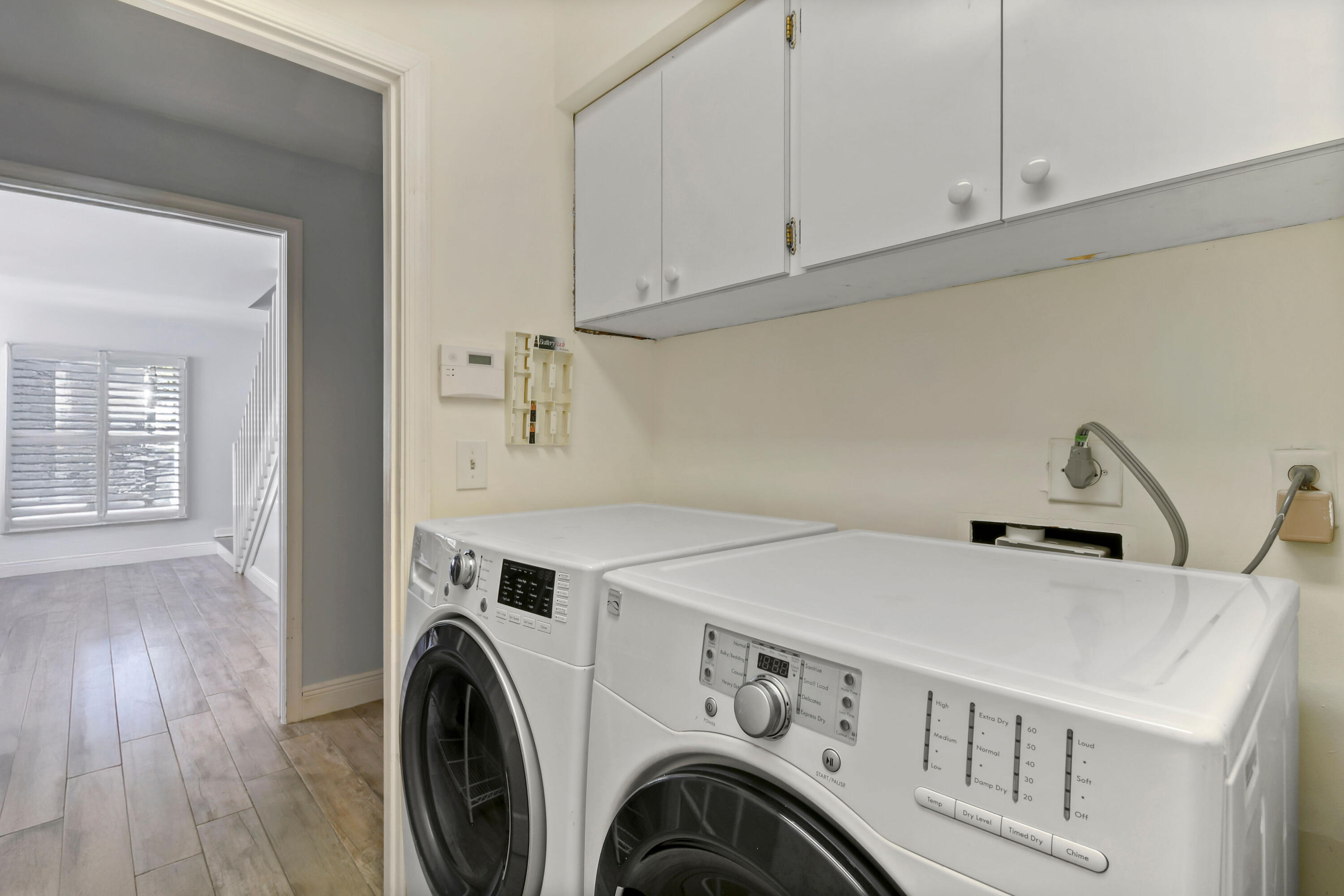 RIVERSIDE - Residential