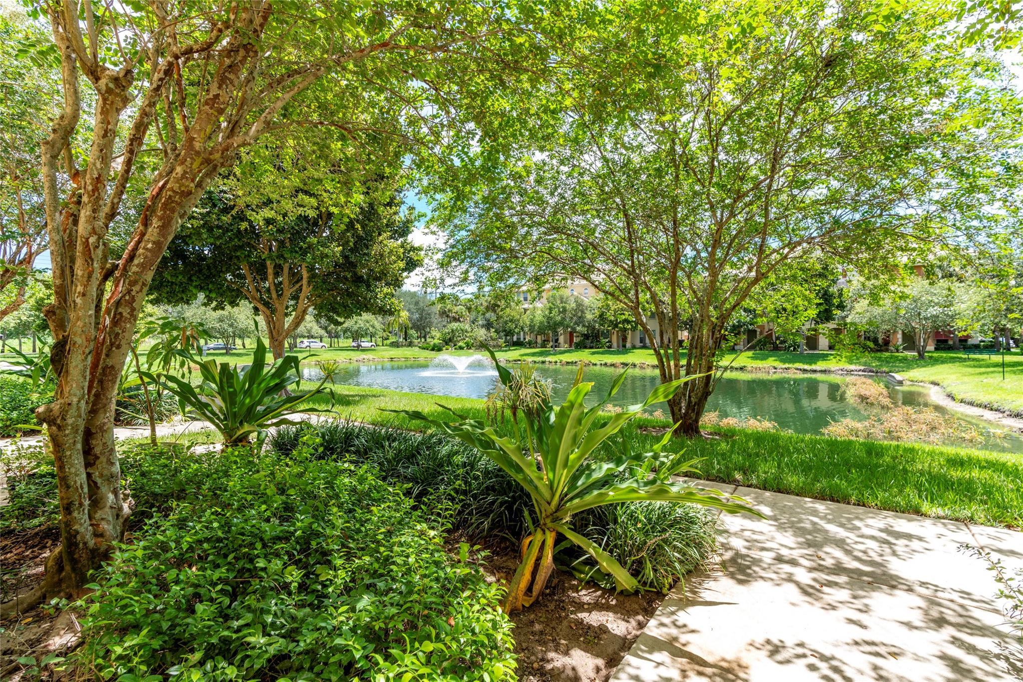 FOXFORD TRAILS - Residential Lease