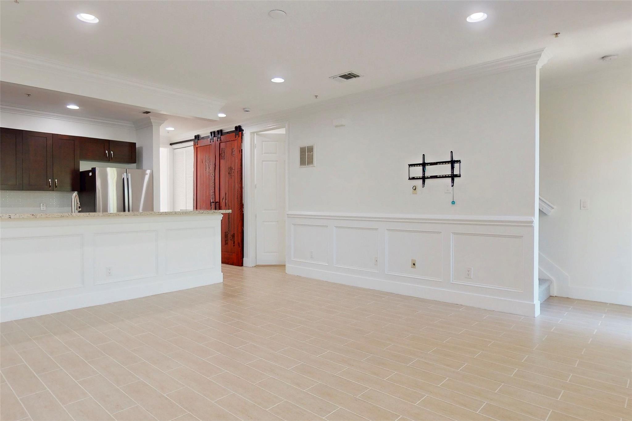 FOXFORD TRAILS - Residential Lease