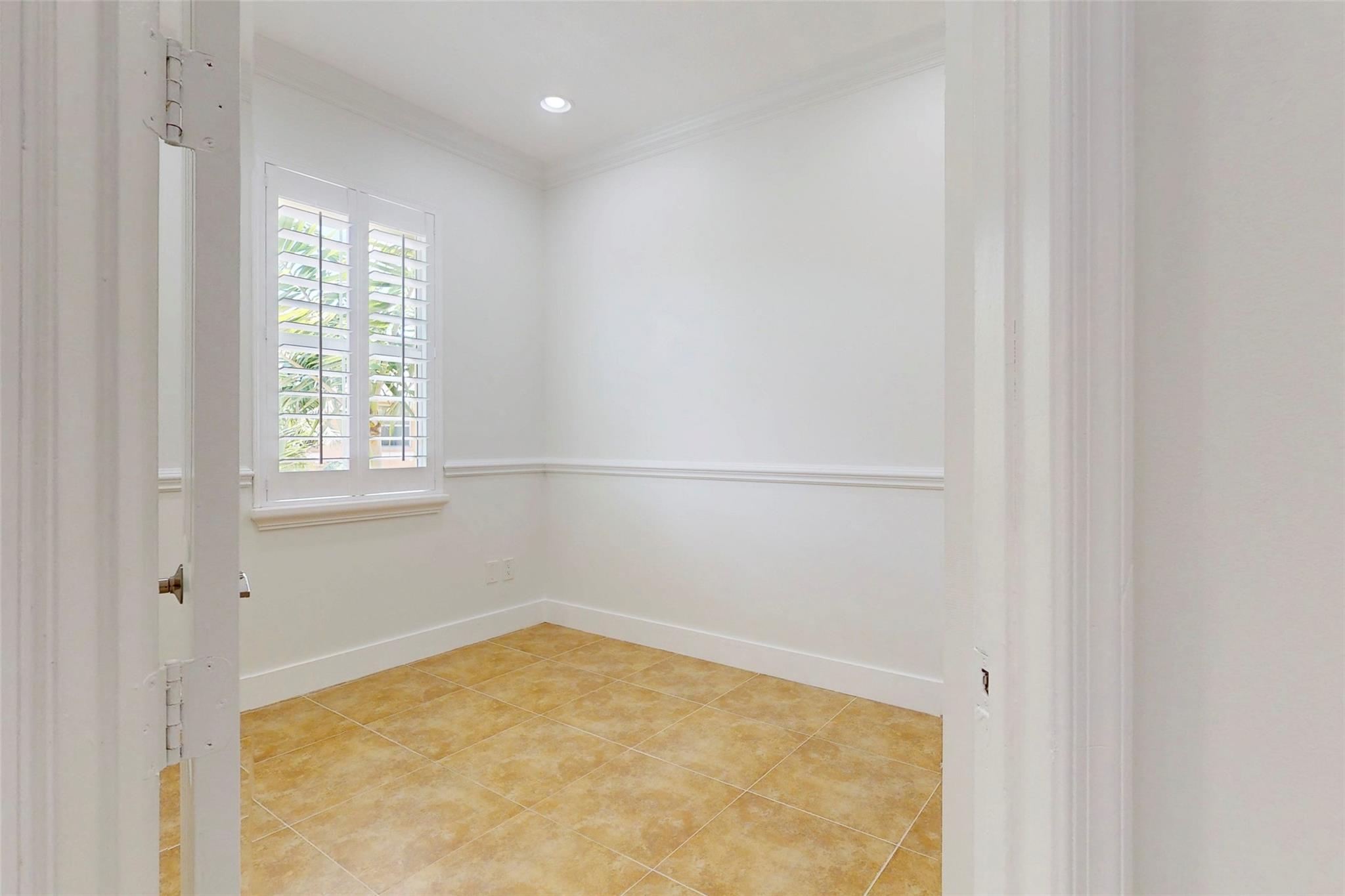 FOXFORD TRAILS - Residential Lease