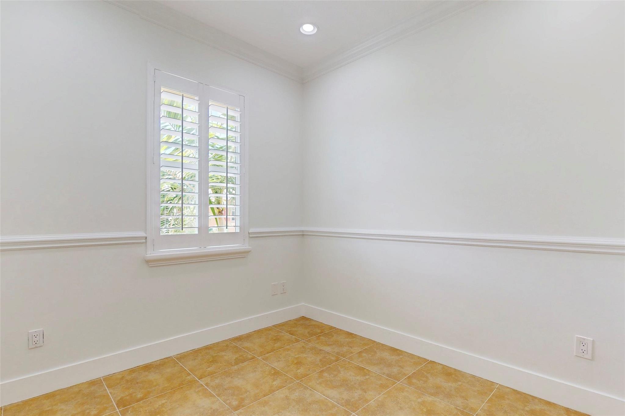 FOXFORD TRAILS - Residential Lease