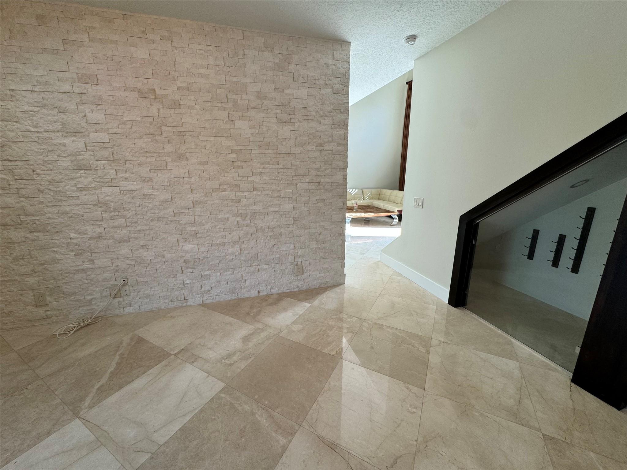 Mayfair At Parkland 155-9 - Residential