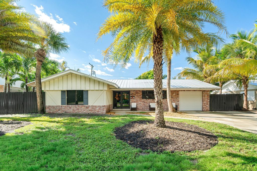 Photo of 734 Fairhaven Drive, North Palm Beach, FL 33408 (MLS # R11124679)