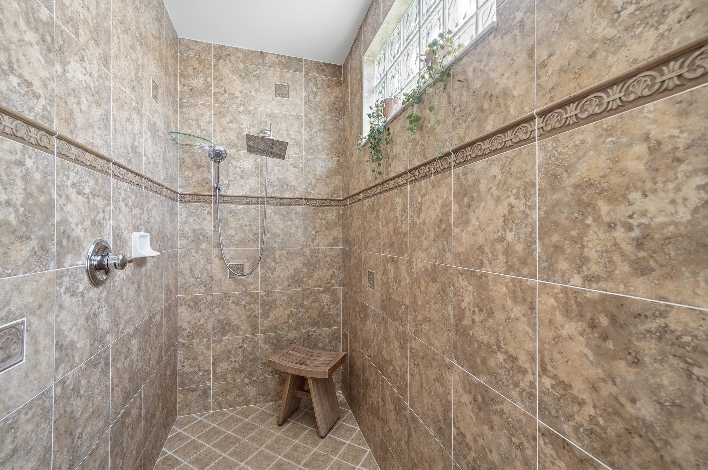 GRAND HAVEN AT LINTON BLVD - Residential