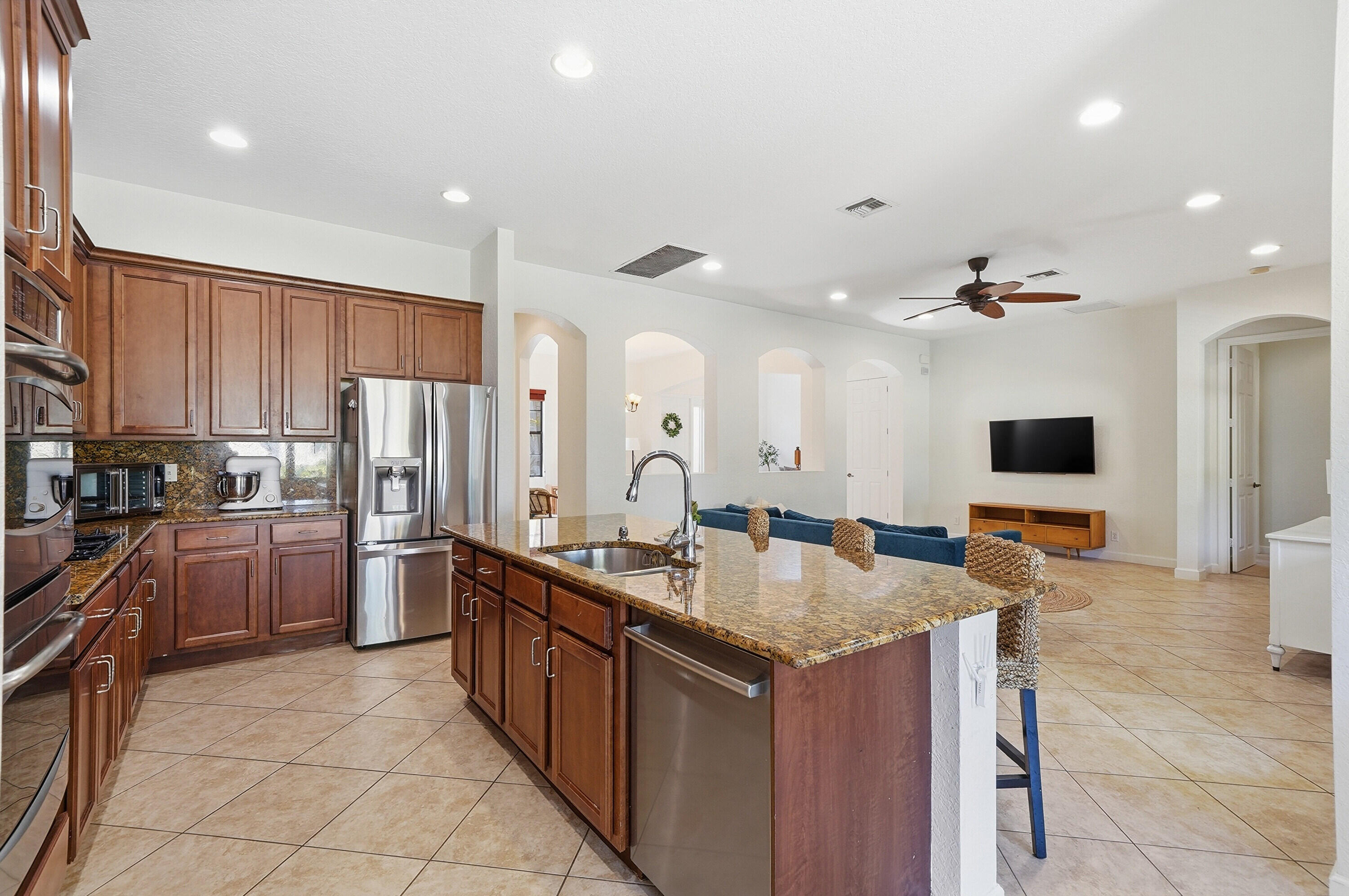 GRAND HAVEN AT LINTON BLVD - Residential