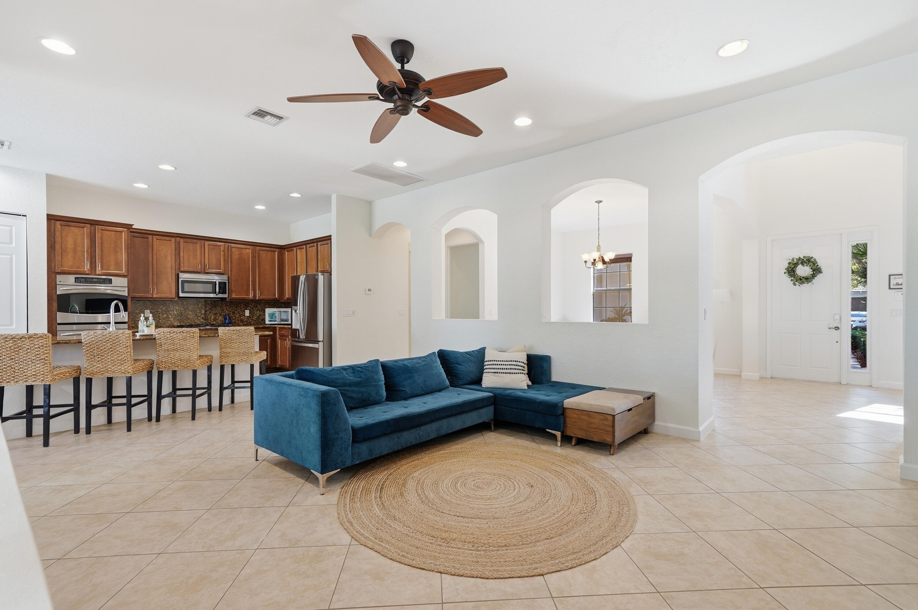 GRAND HAVEN AT LINTON BLVD - Residential