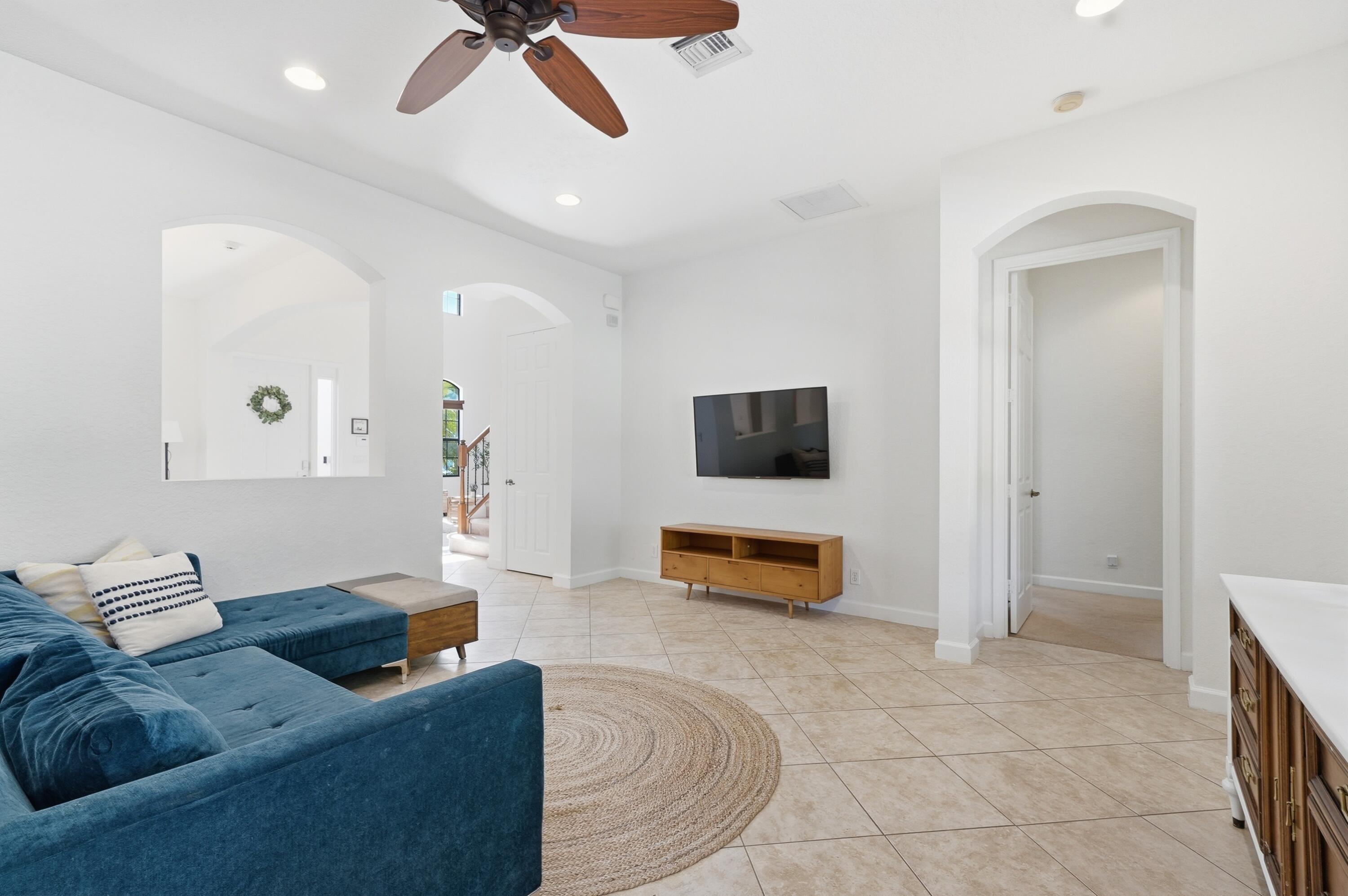 GRAND HAVEN AT LINTON BLVD - Residential