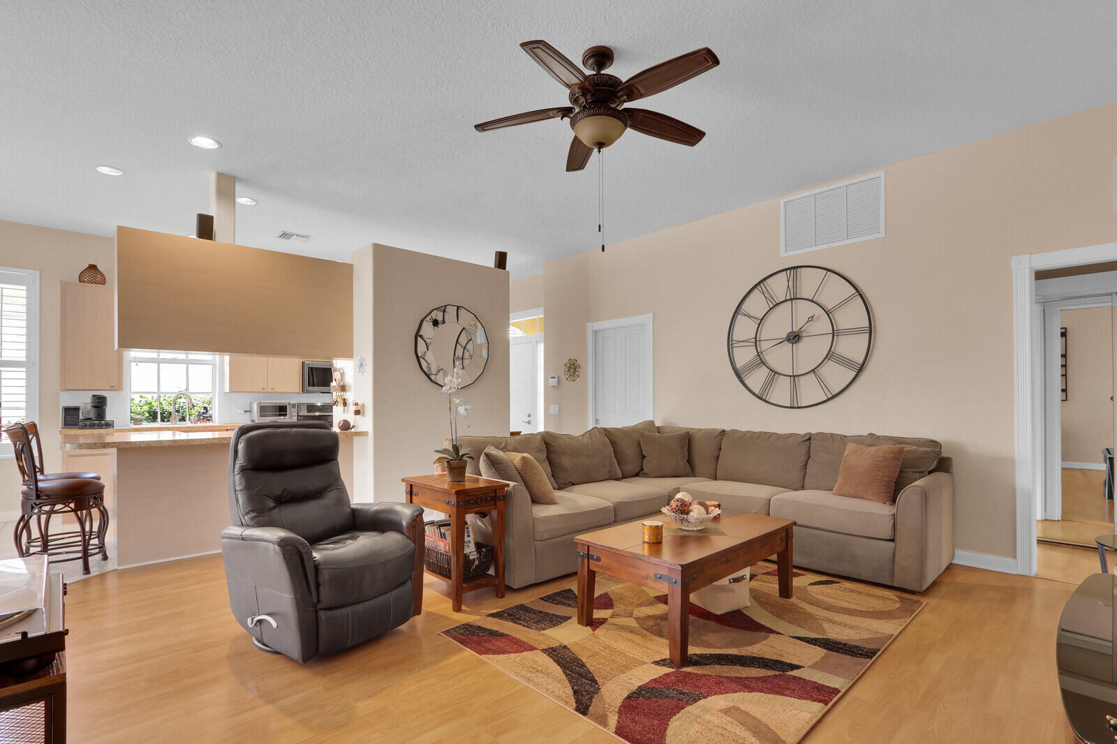 LAKE CATHERINE - Residential