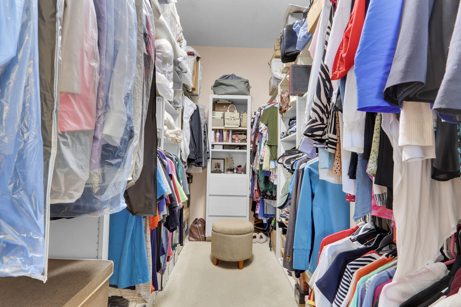 LAKE CATHERINE - Residential