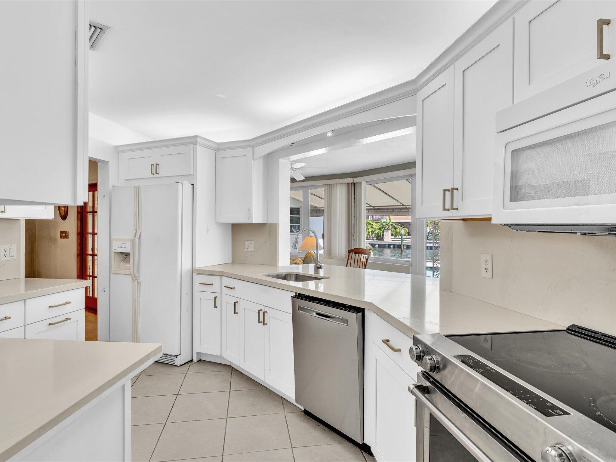 CORAL RIDGE COUNTRY CLUB - Residential