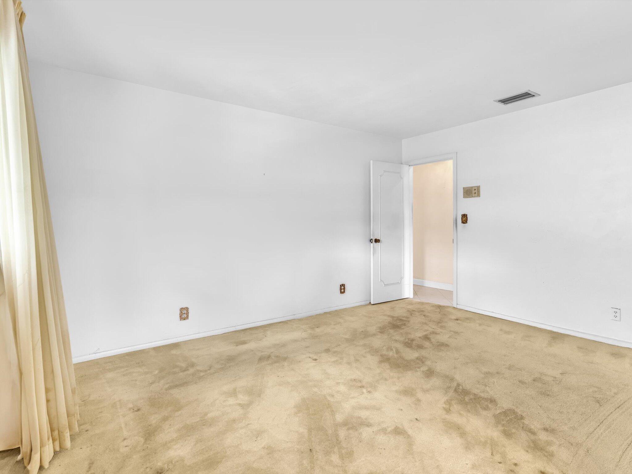 CORAL RIDGE COUNTRY CLUB - Residential