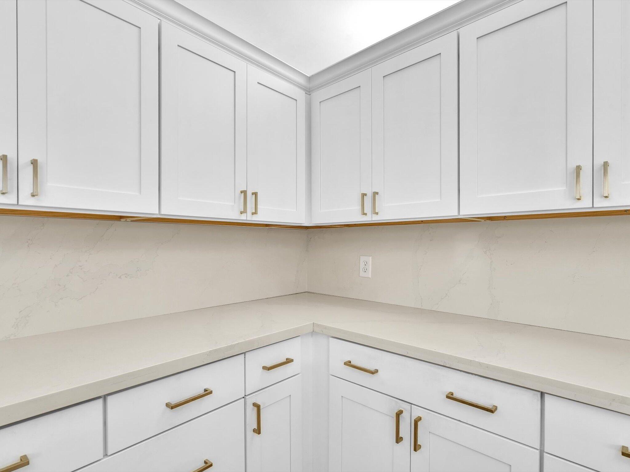 CORAL RIDGE COUNTRY CLUB - Residential