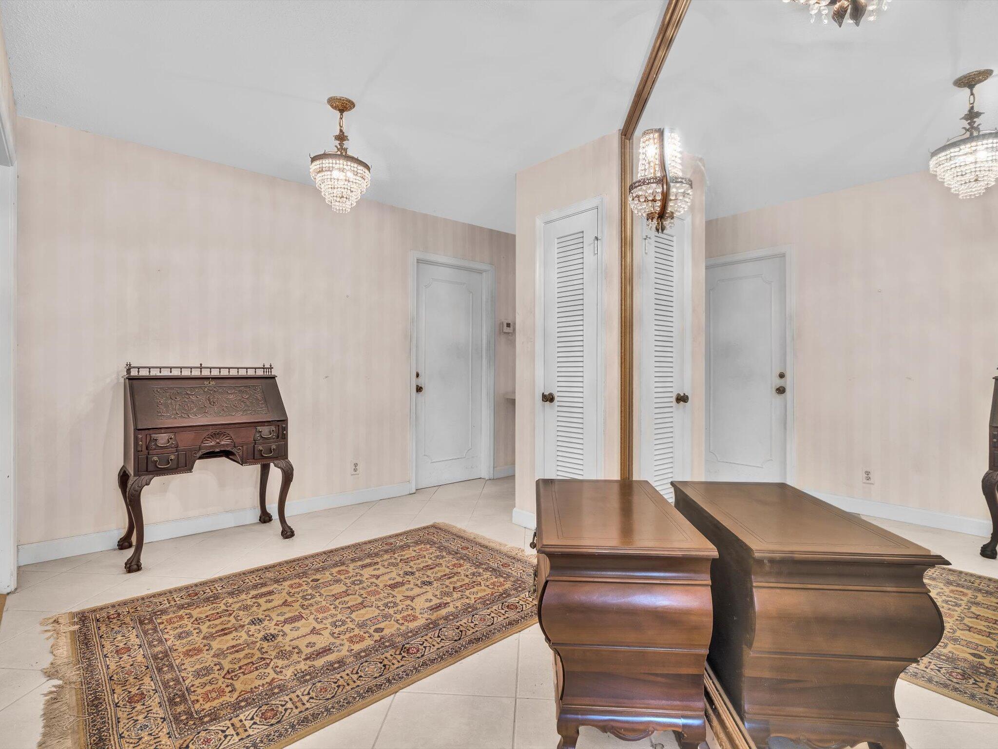 CORAL RIDGE COUNTRY CLUB - Residential