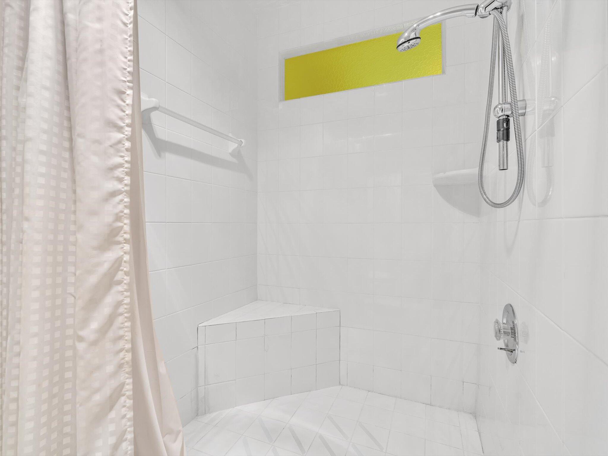 CORAL RIDGE COUNTRY CLUB - Residential