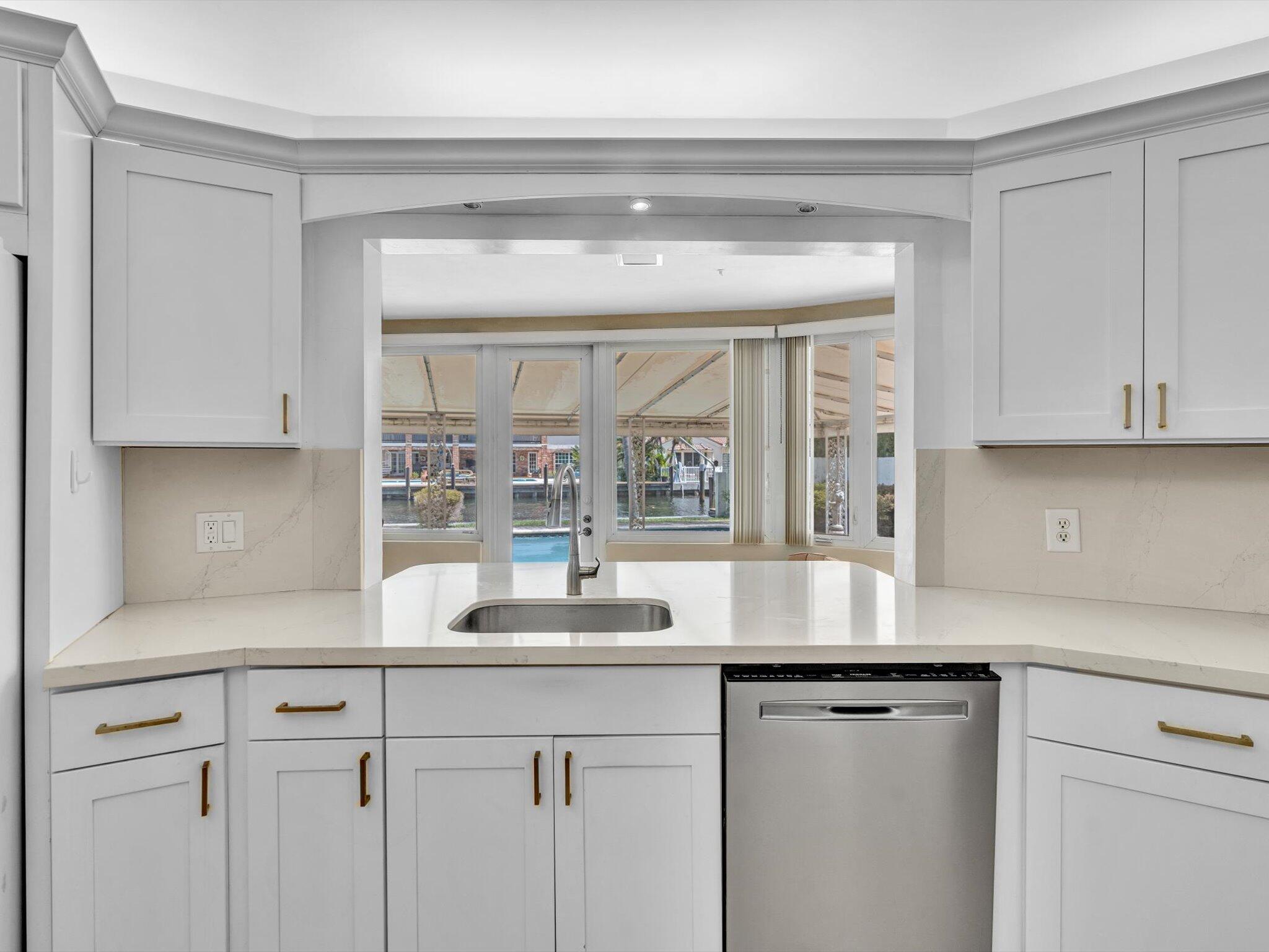 CORAL RIDGE COUNTRY CLUB - Residential