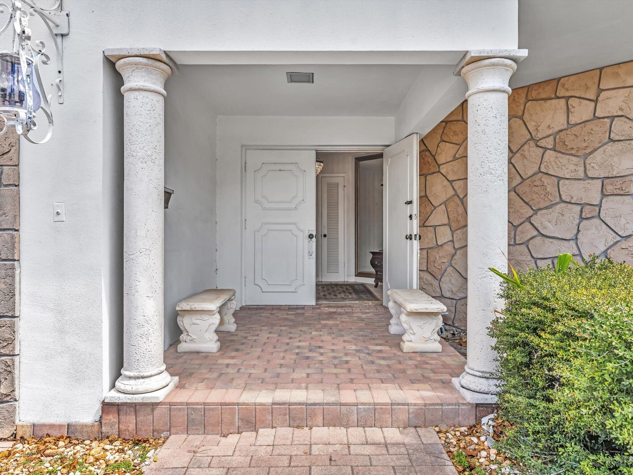 CORAL RIDGE COUNTRY CLUB - Residential