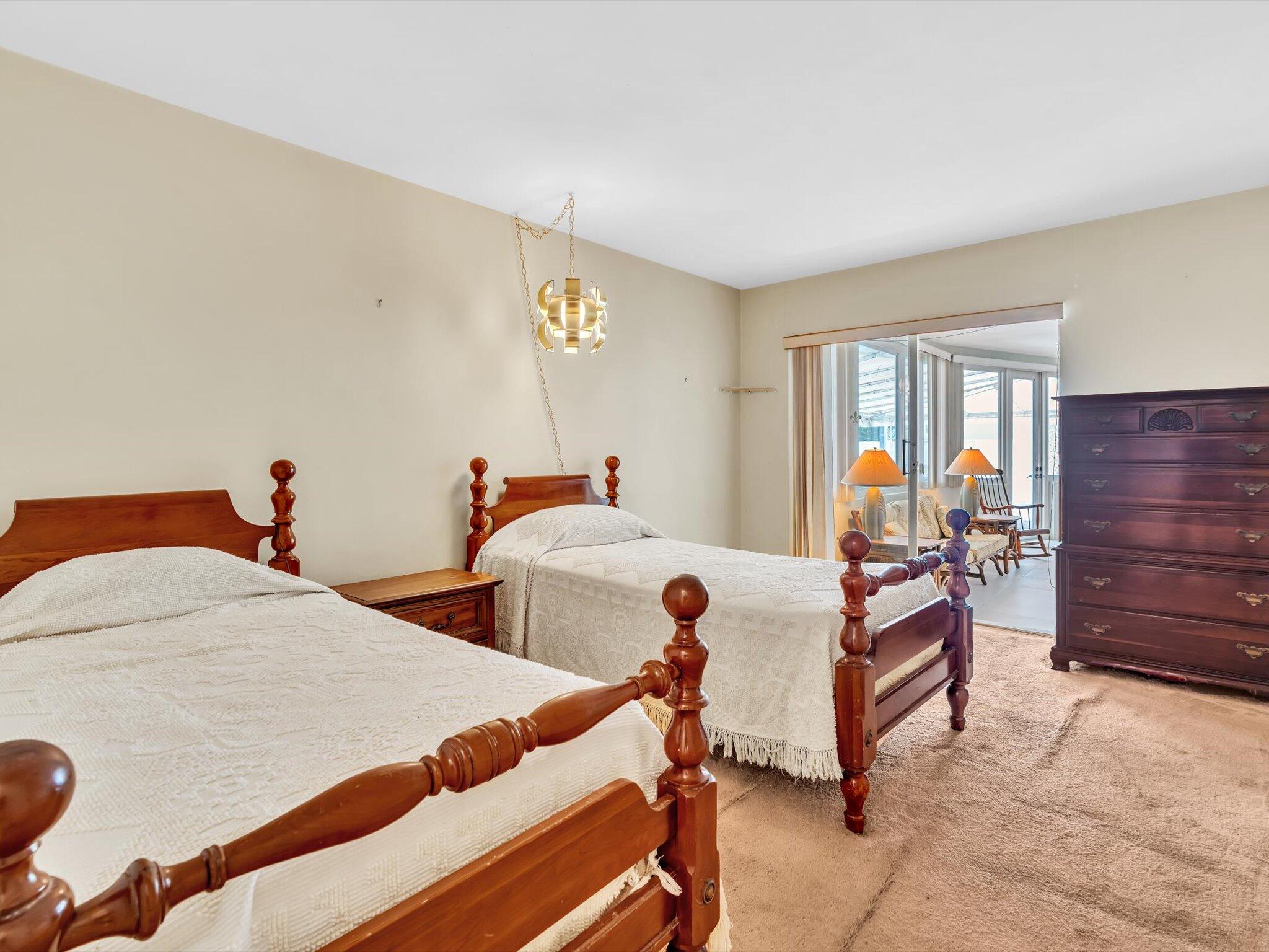 CORAL RIDGE COUNTRY CLUB - Residential