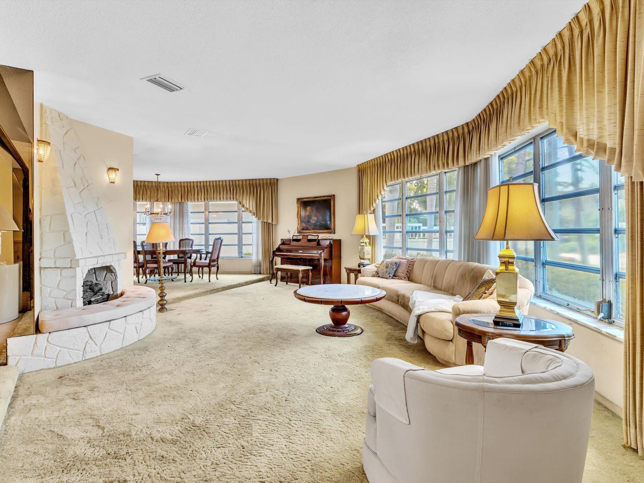 CORAL RIDGE COUNTRY CLUB - Residential