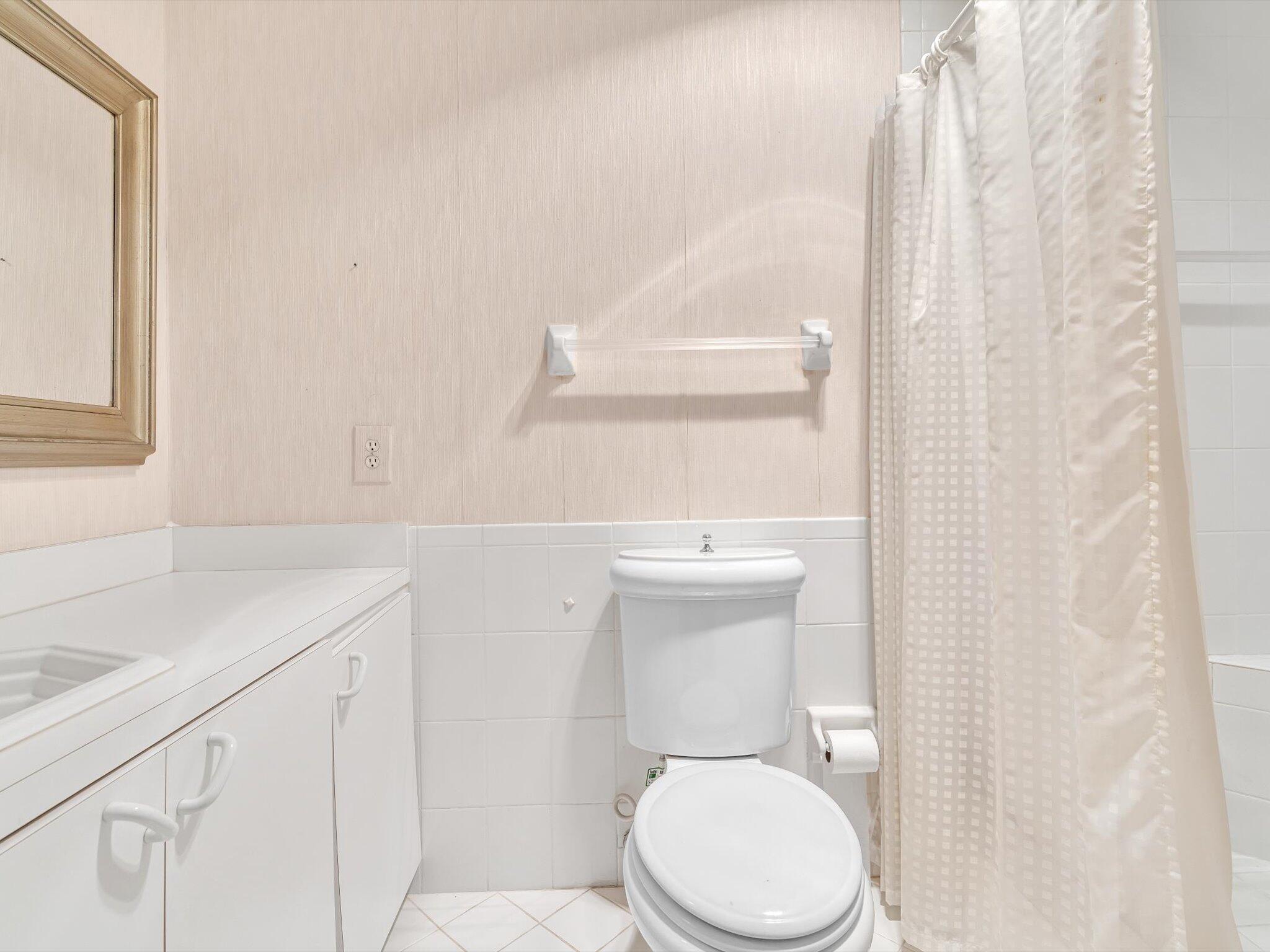 CORAL RIDGE COUNTRY CLUB - Residential