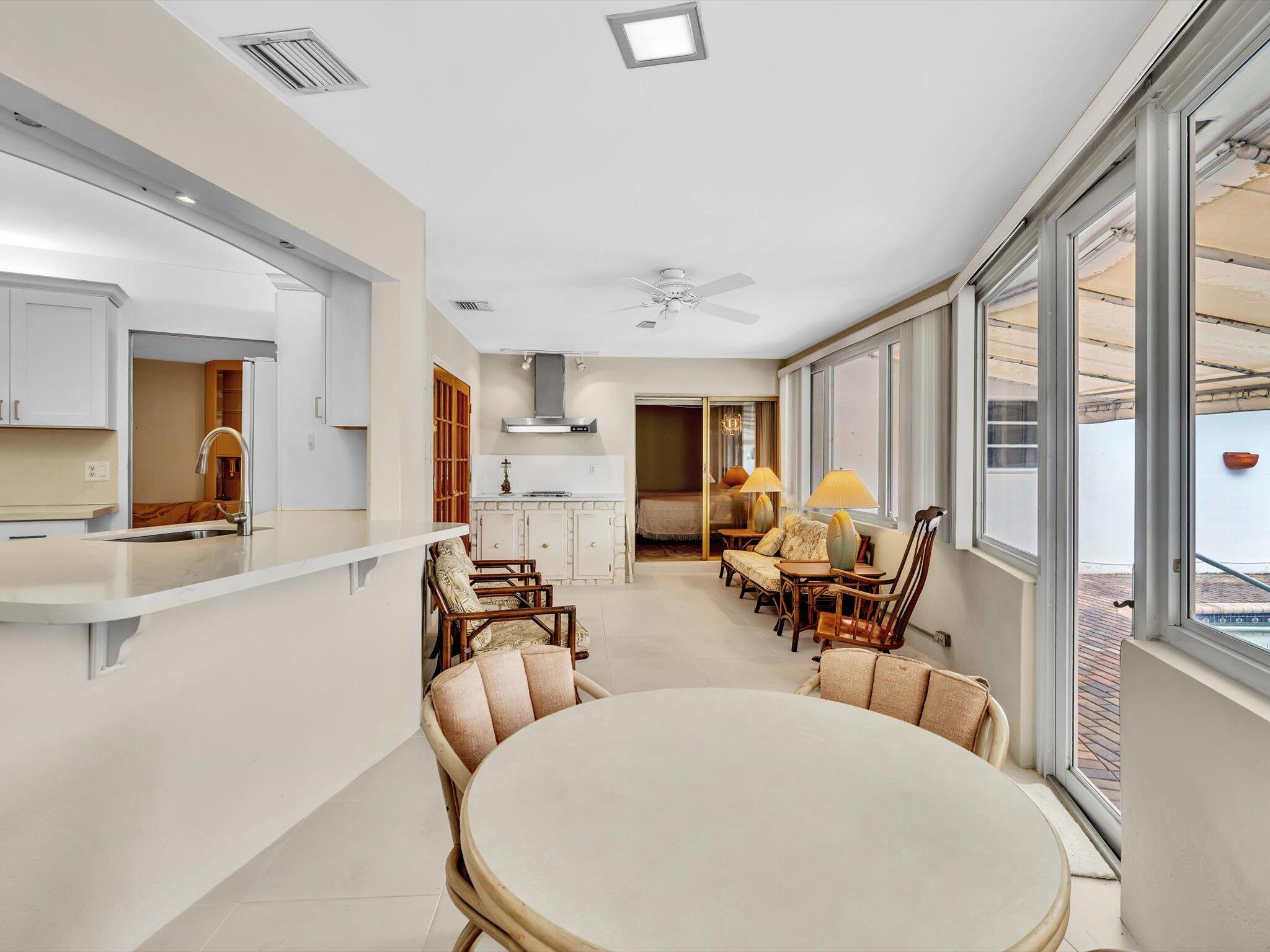 CORAL RIDGE COUNTRY CLUB - Residential