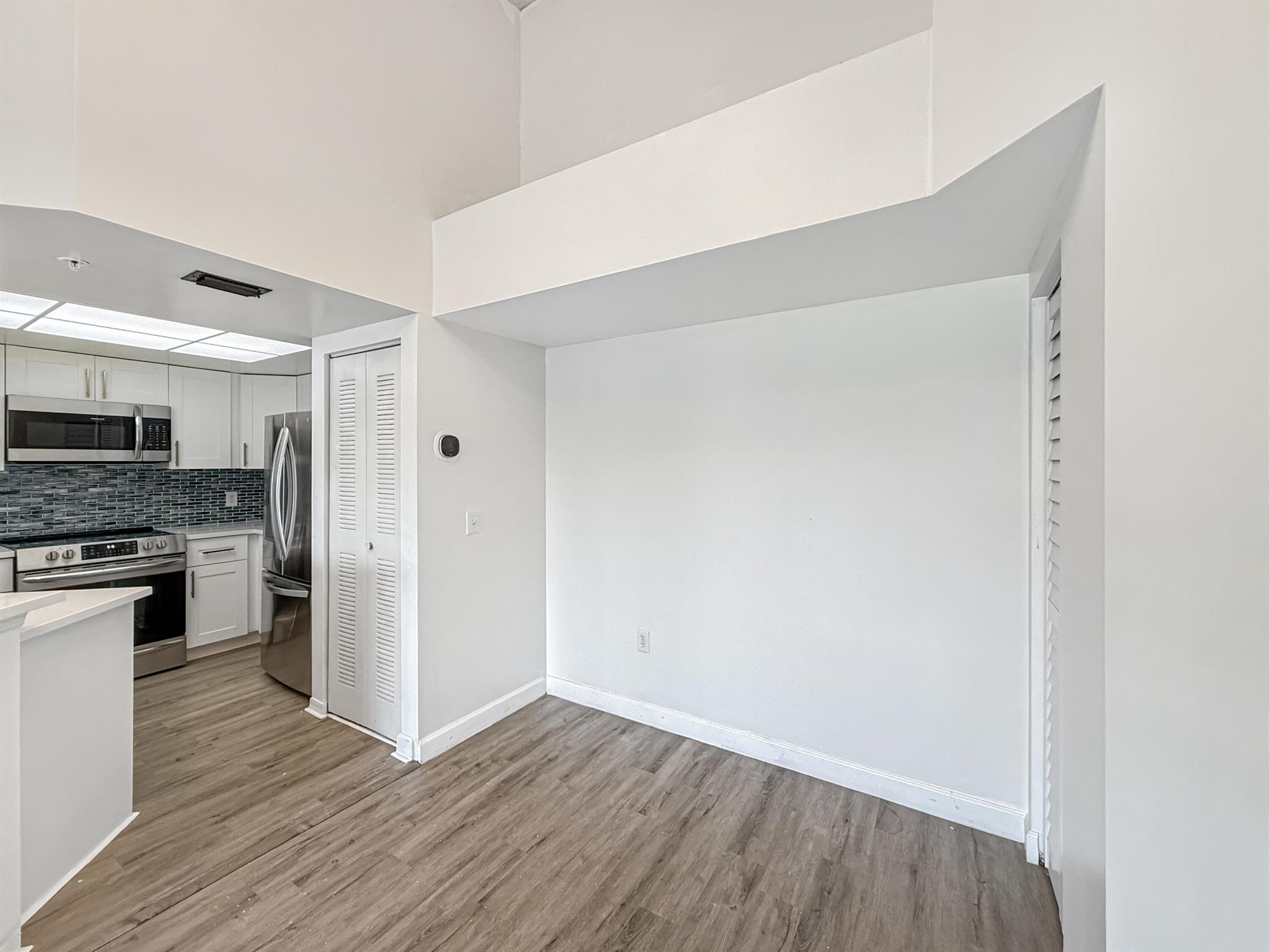 4155 N Haverhill Road 1420