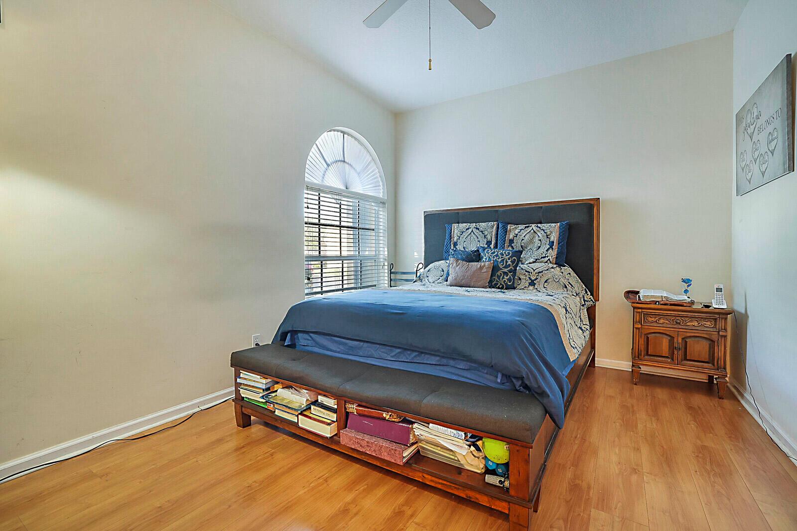 MADISON LAKES - Residential