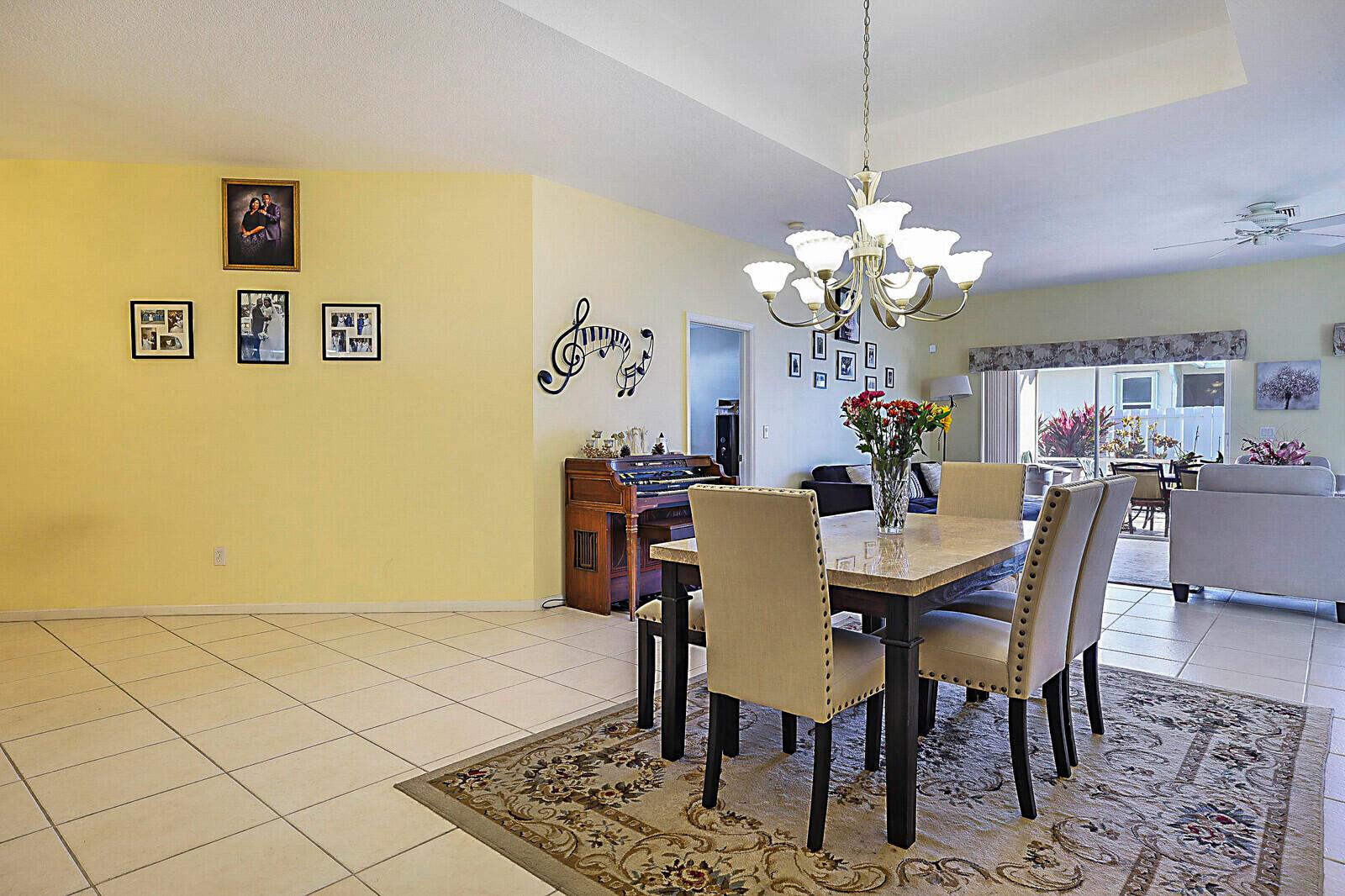 MADISON LAKES - Residential