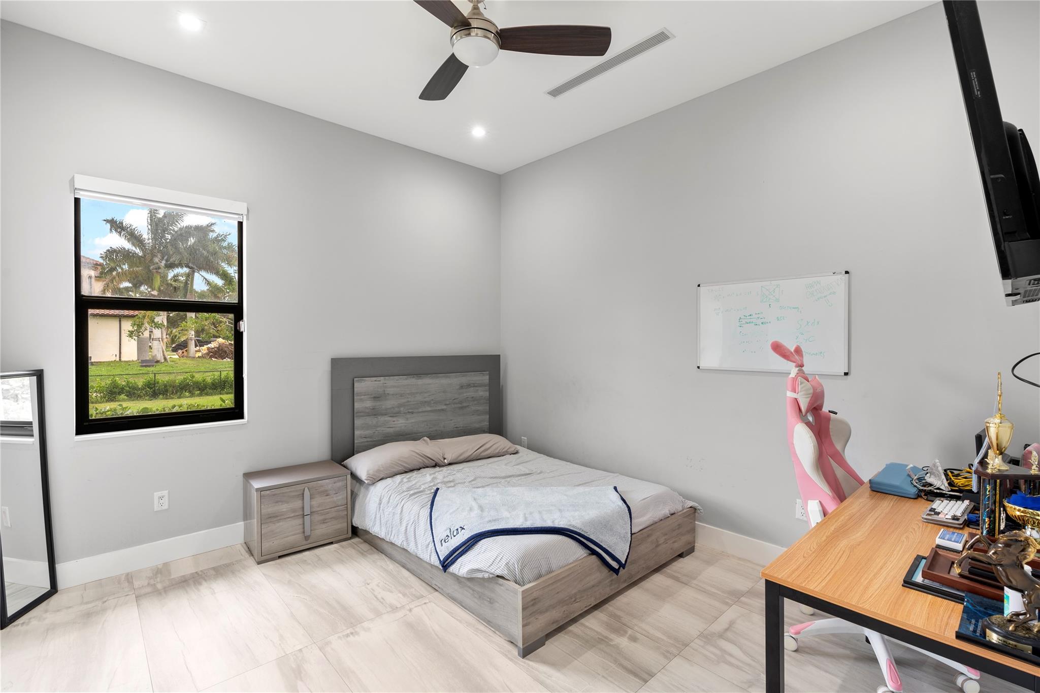 SUNSHINE RANCHES - Residential