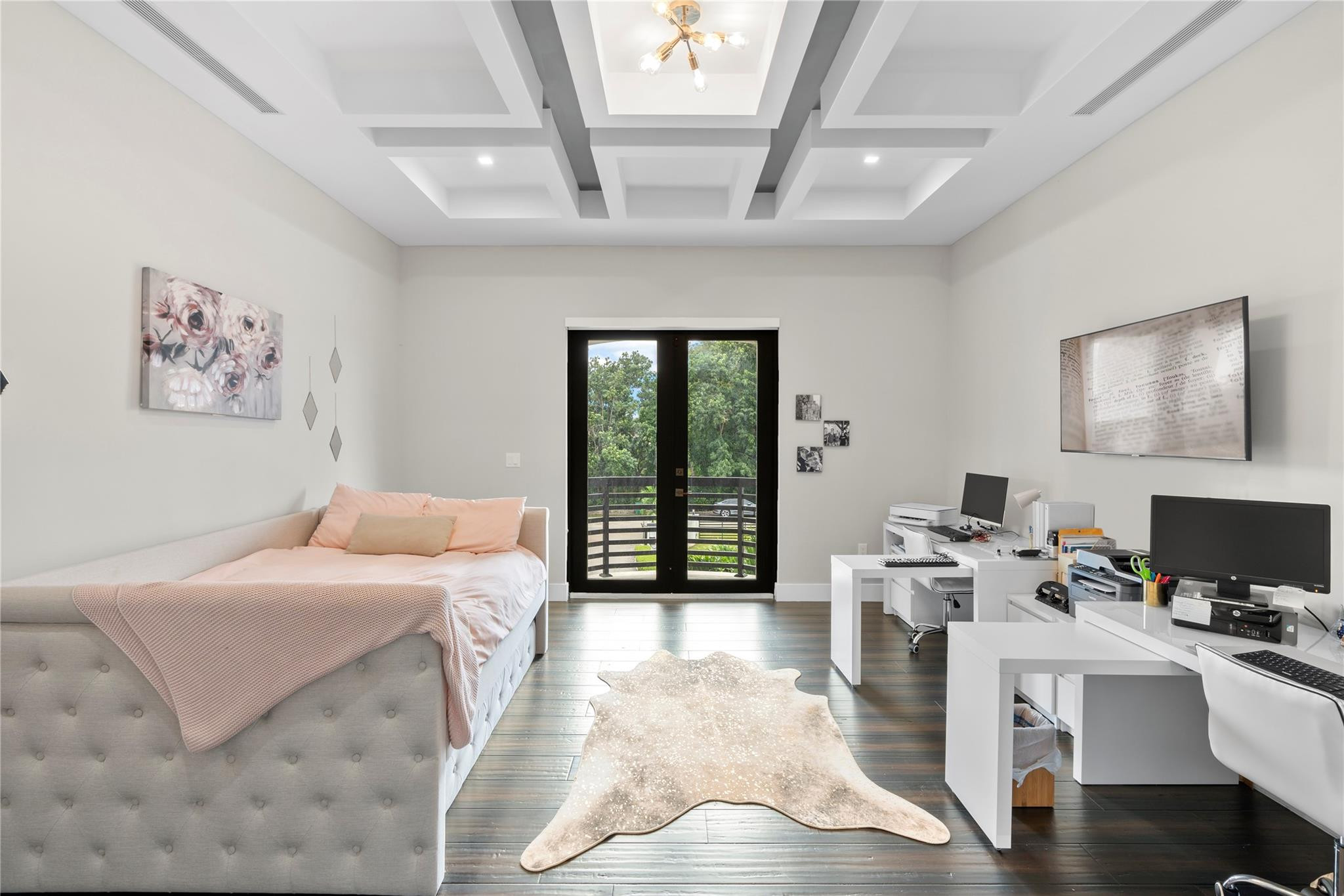 SUNSHINE RANCHES - Residential