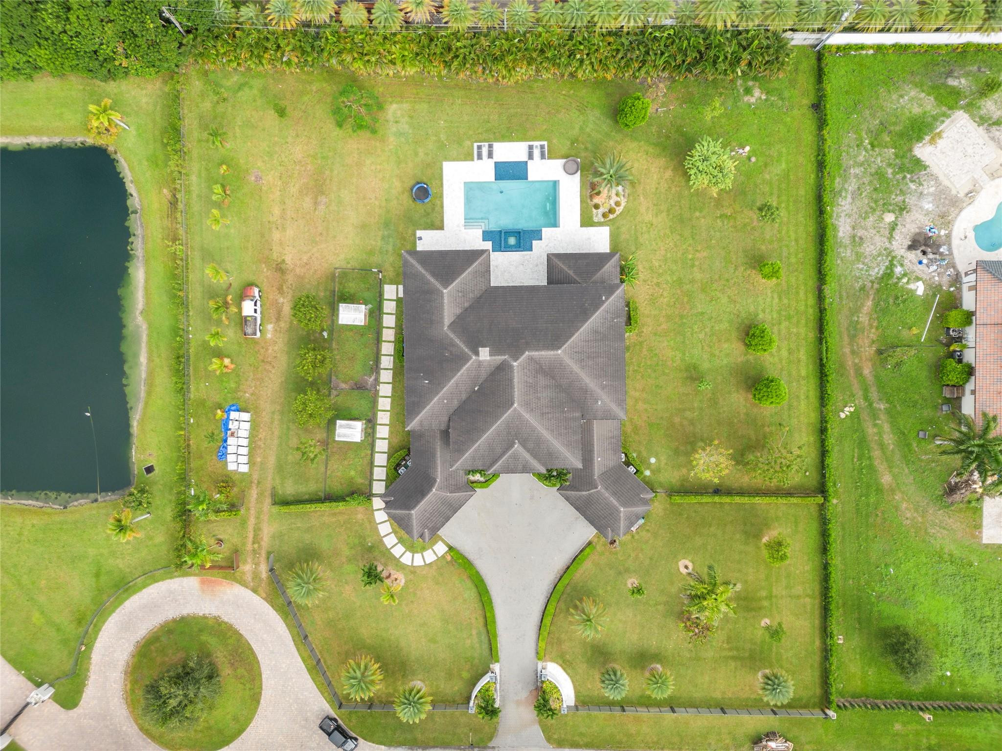 SUNSHINE RANCHES - Residential