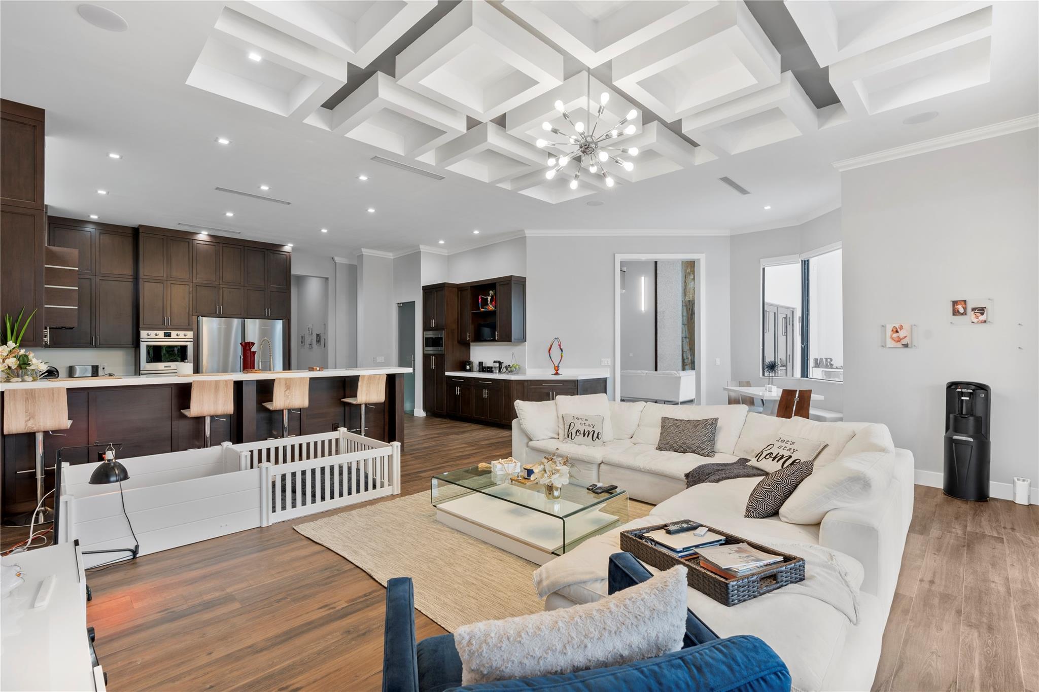 SUNSHINE RANCHES - Residential