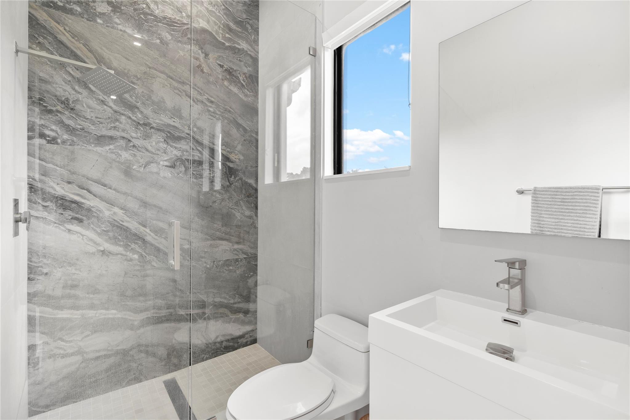 SUNSHINE RANCHES - Residential