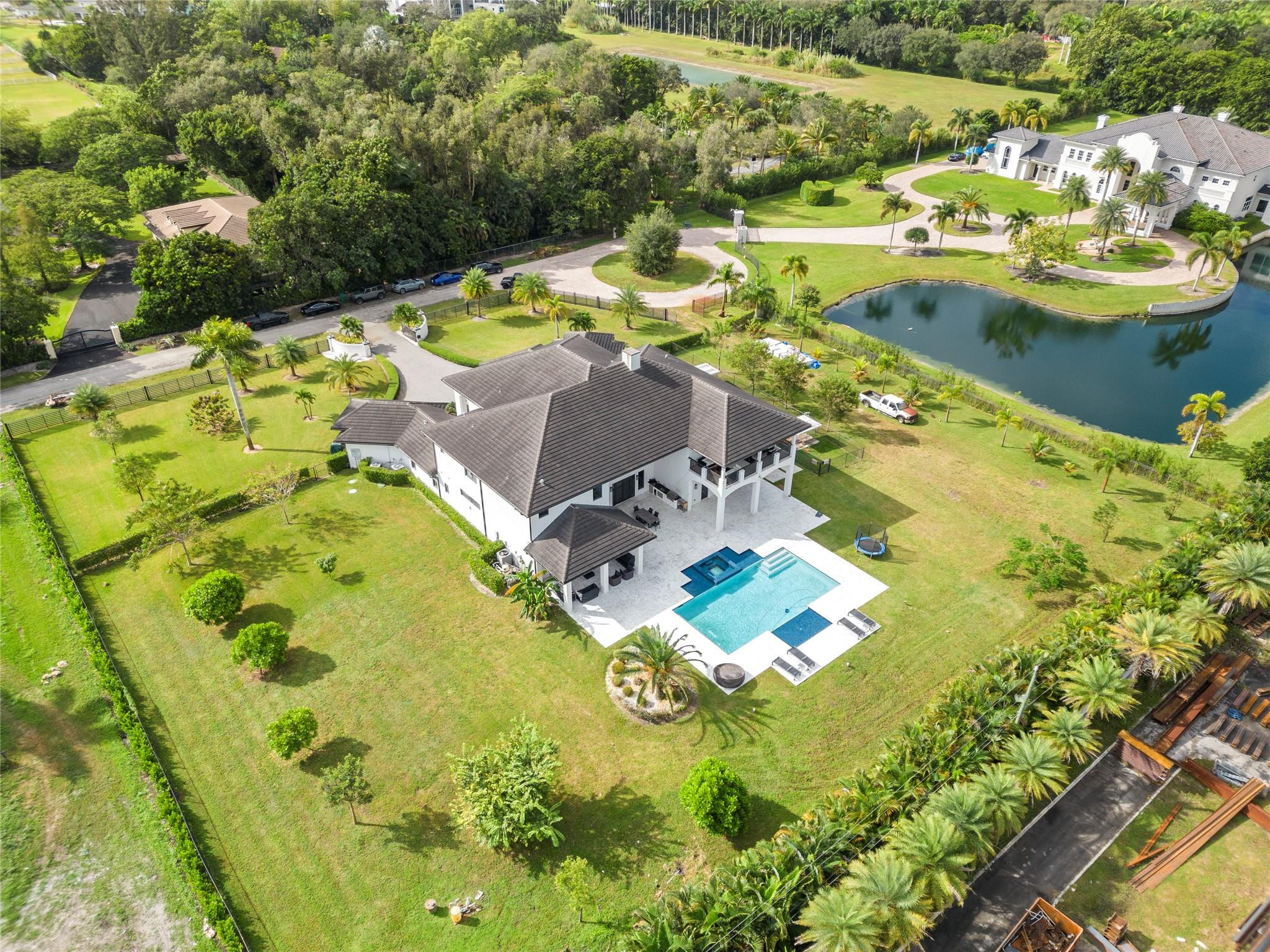 SUNSHINE RANCHES - Residential