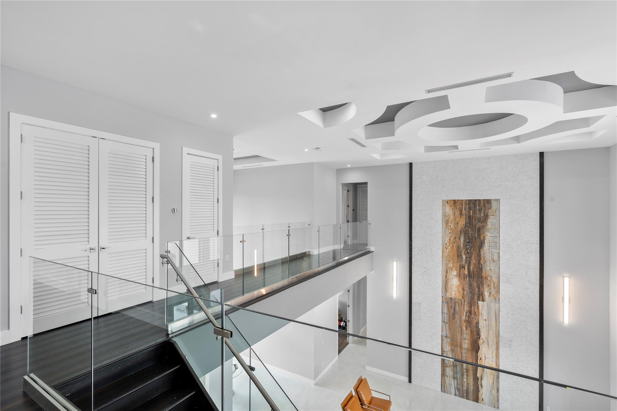 SUNSHINE RANCHES - Residential