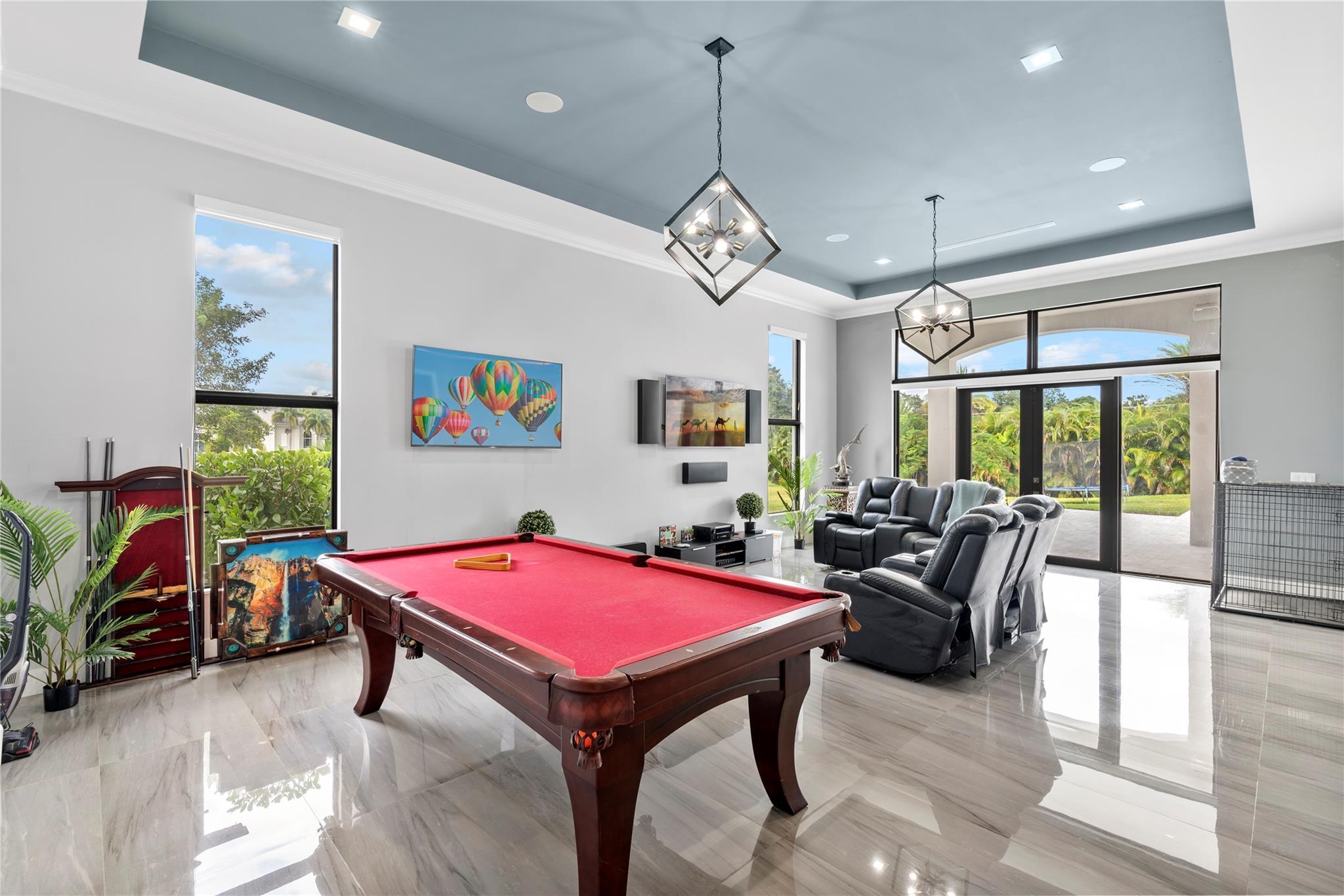 SUNSHINE RANCHES - Residential