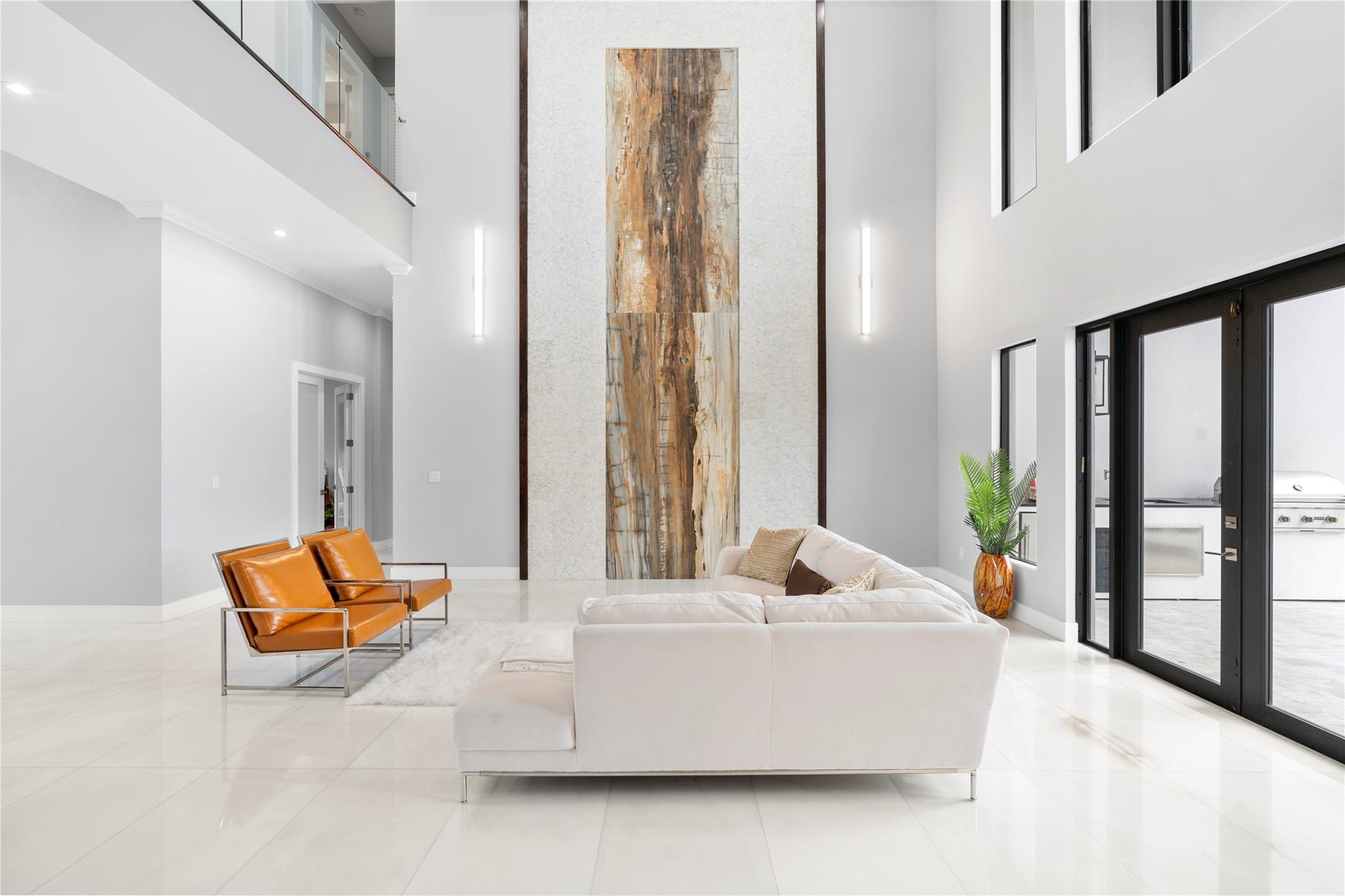 SUNSHINE RANCHES - Residential