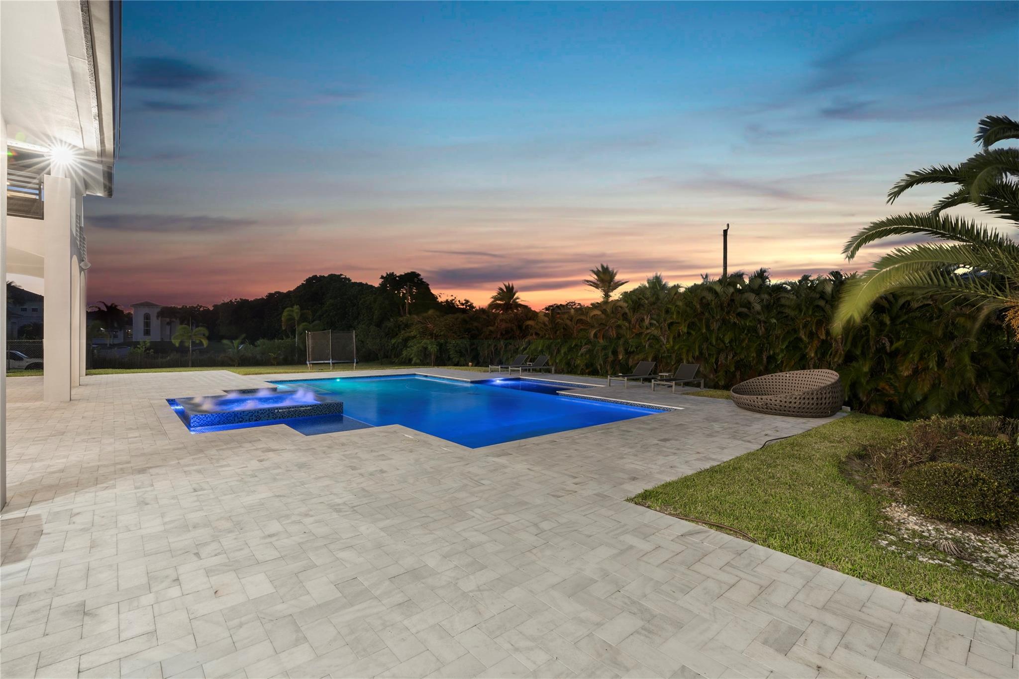 SUNSHINE RANCHES - Residential