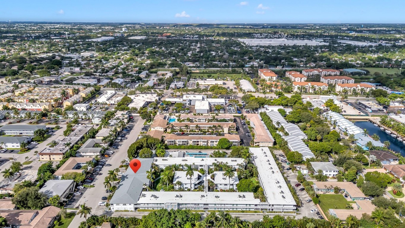 VENETIAN PARK CO-OP - Residential