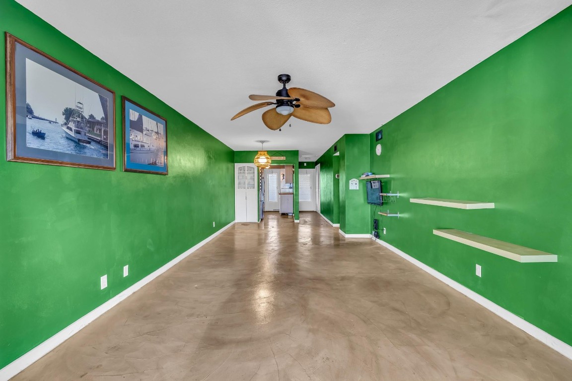 VENETIAN PARK CO-OP - Residential